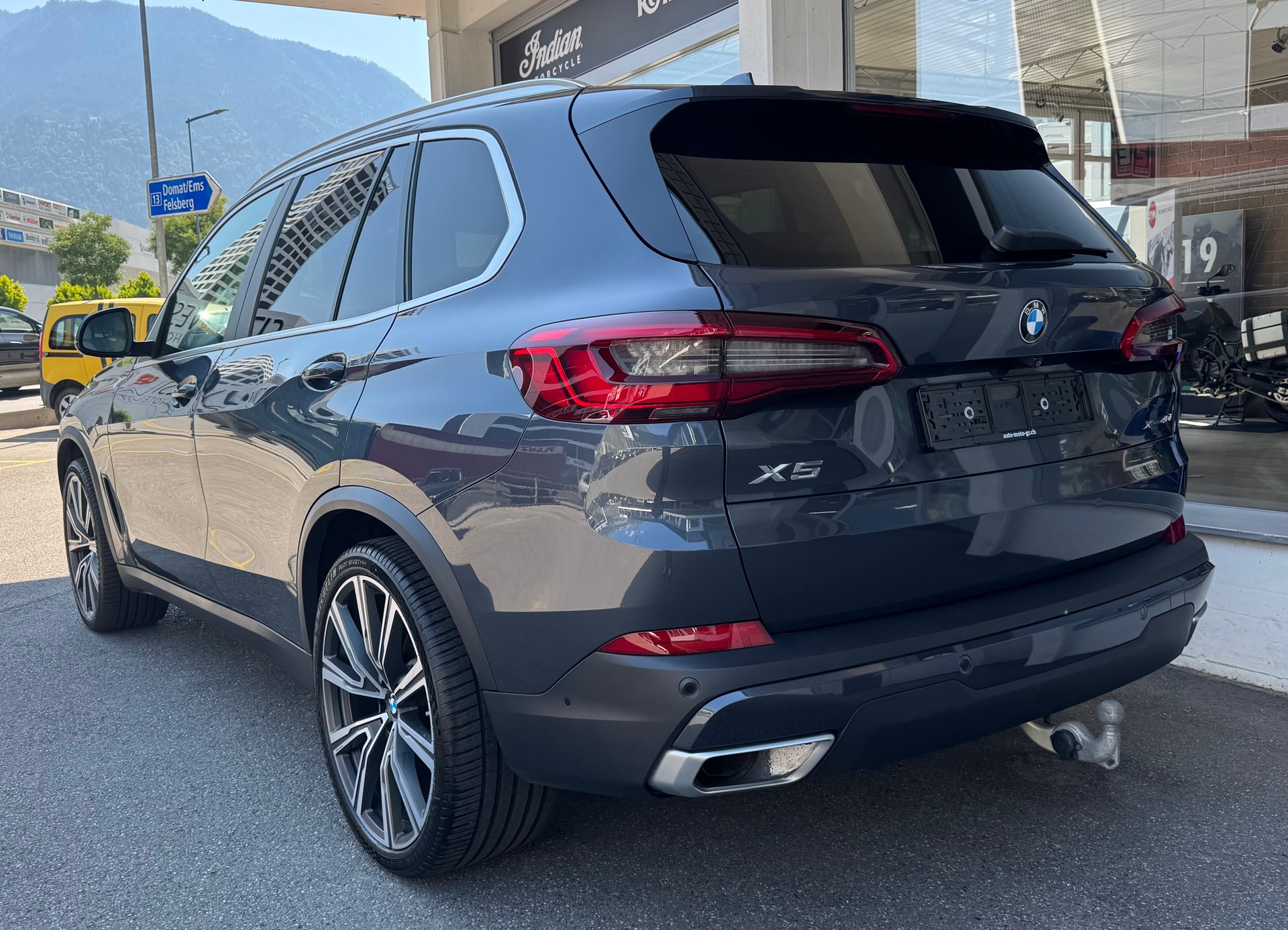 BMW X5 xDrive 40i Individual-image-3