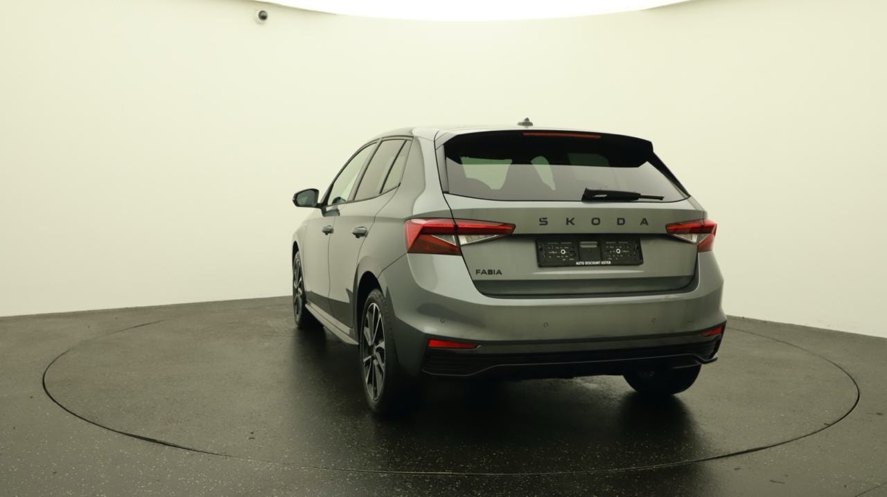 SKODA Fabia 1.5 TSI Monte Carlo DSG-image-3