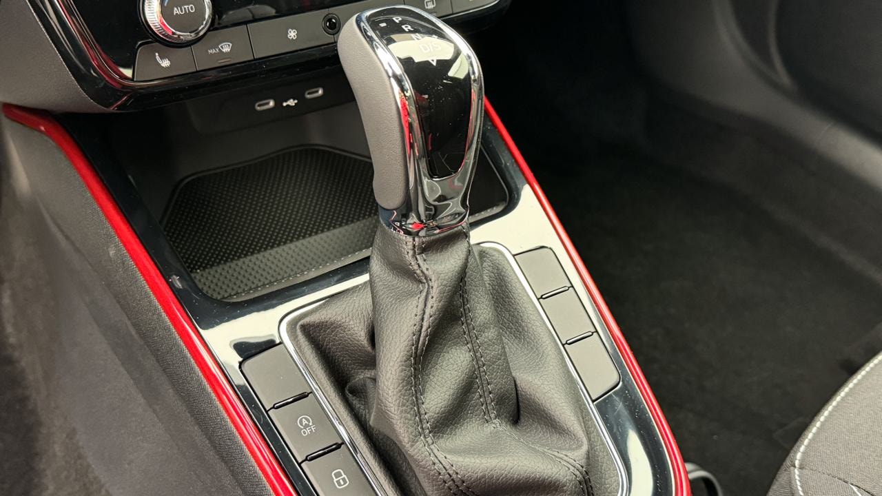 SKODA Fabia 1.5 TSI Monte Carlo DSG-image-10