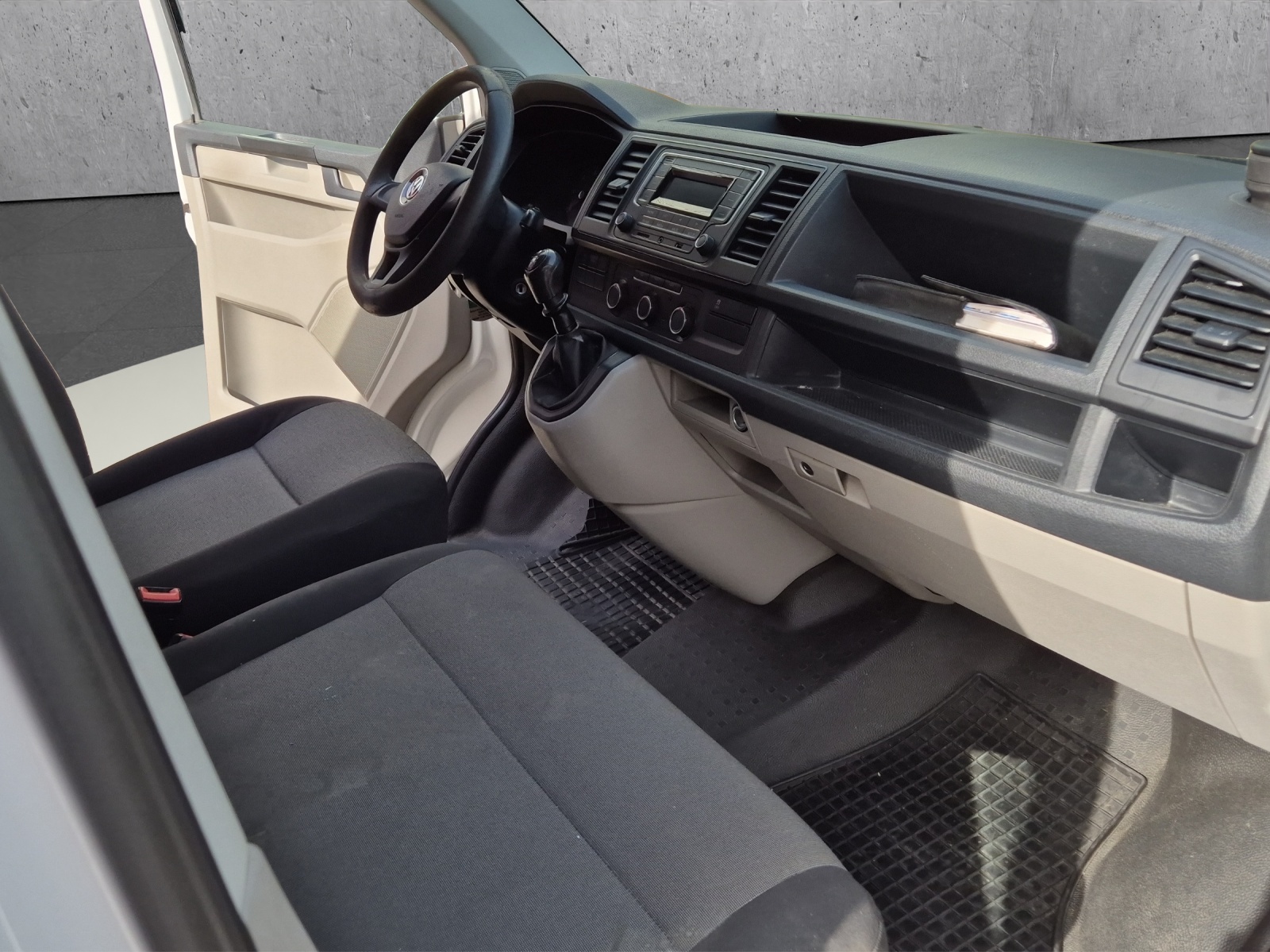 VW T6 2.0 TDI 4Motion-image-10
