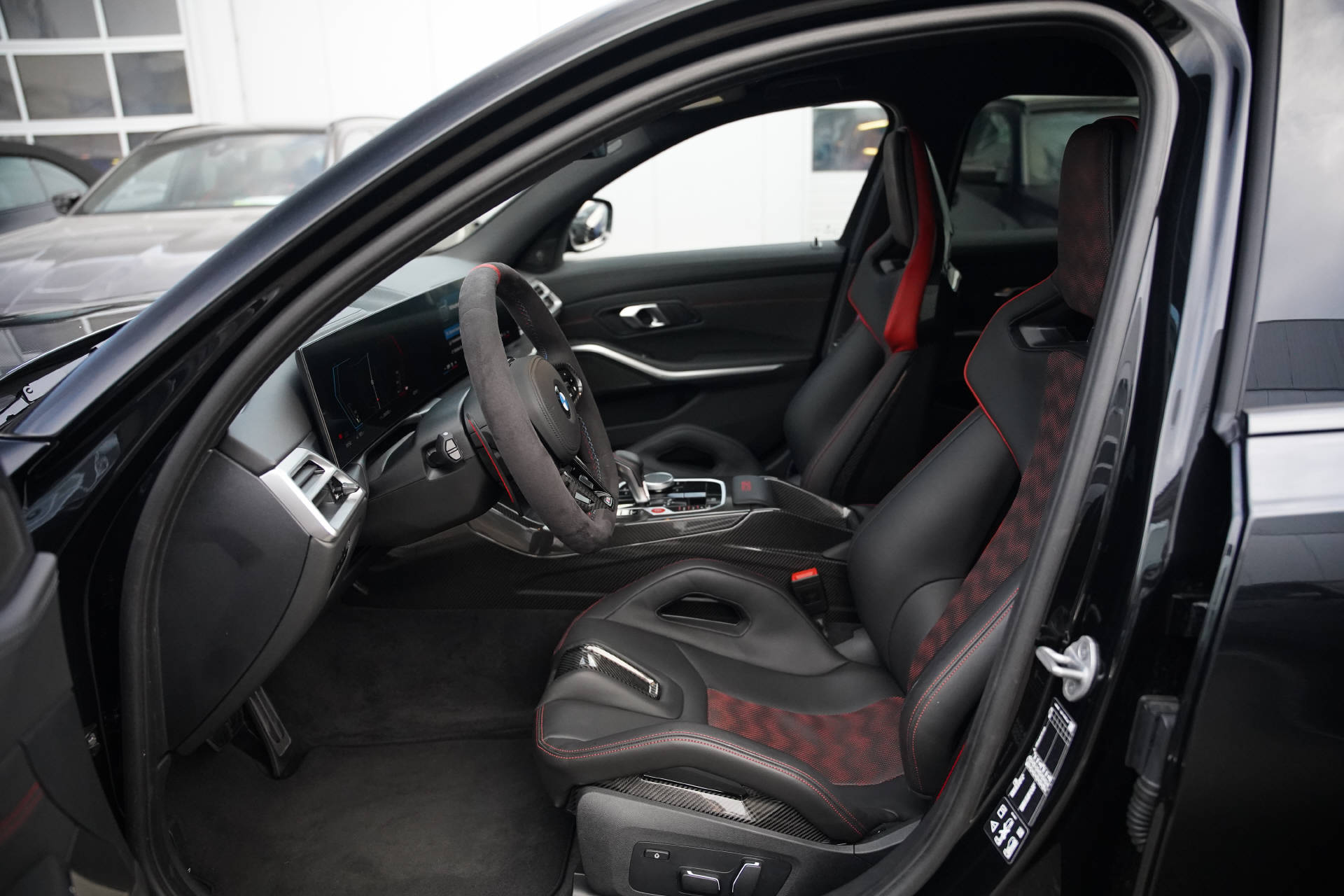 BMW M3 CS Touring xDrive-image-7