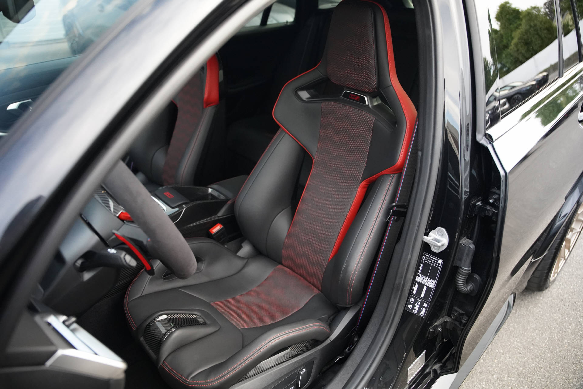 BMW M3 CS Touring xDrive-image-9