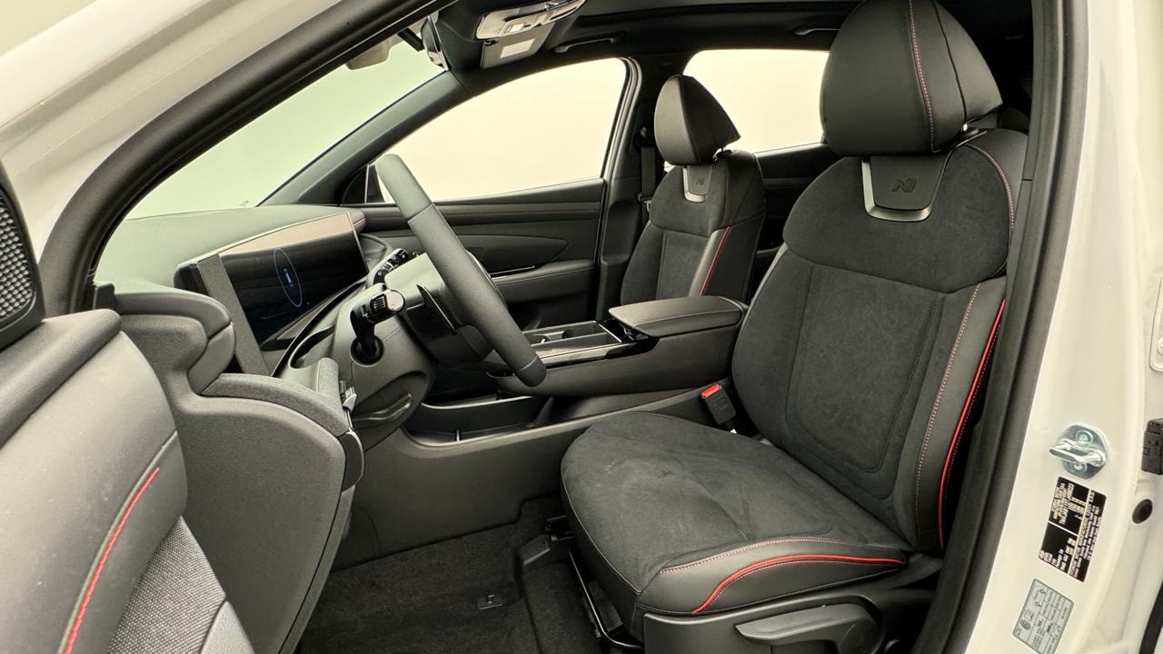 HYUNDAI Tucson 1.6 TGDI HEV N-Line 4WD-image-4