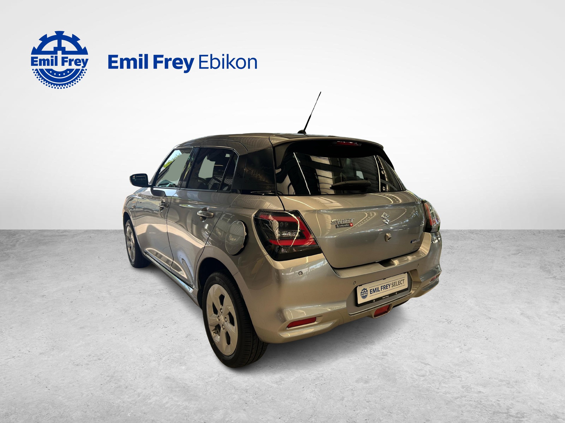 SUZUKI Swift 1.2 Tradizio Hybrid 4x4-image-2