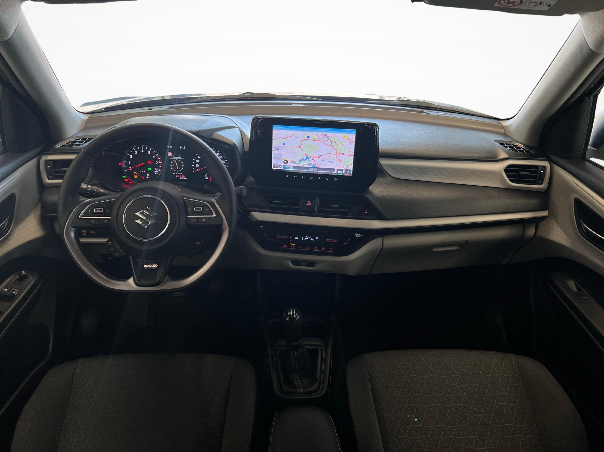 SUZUKI Swift 1.2 Tradizio Hybrid 4x4-image-8
