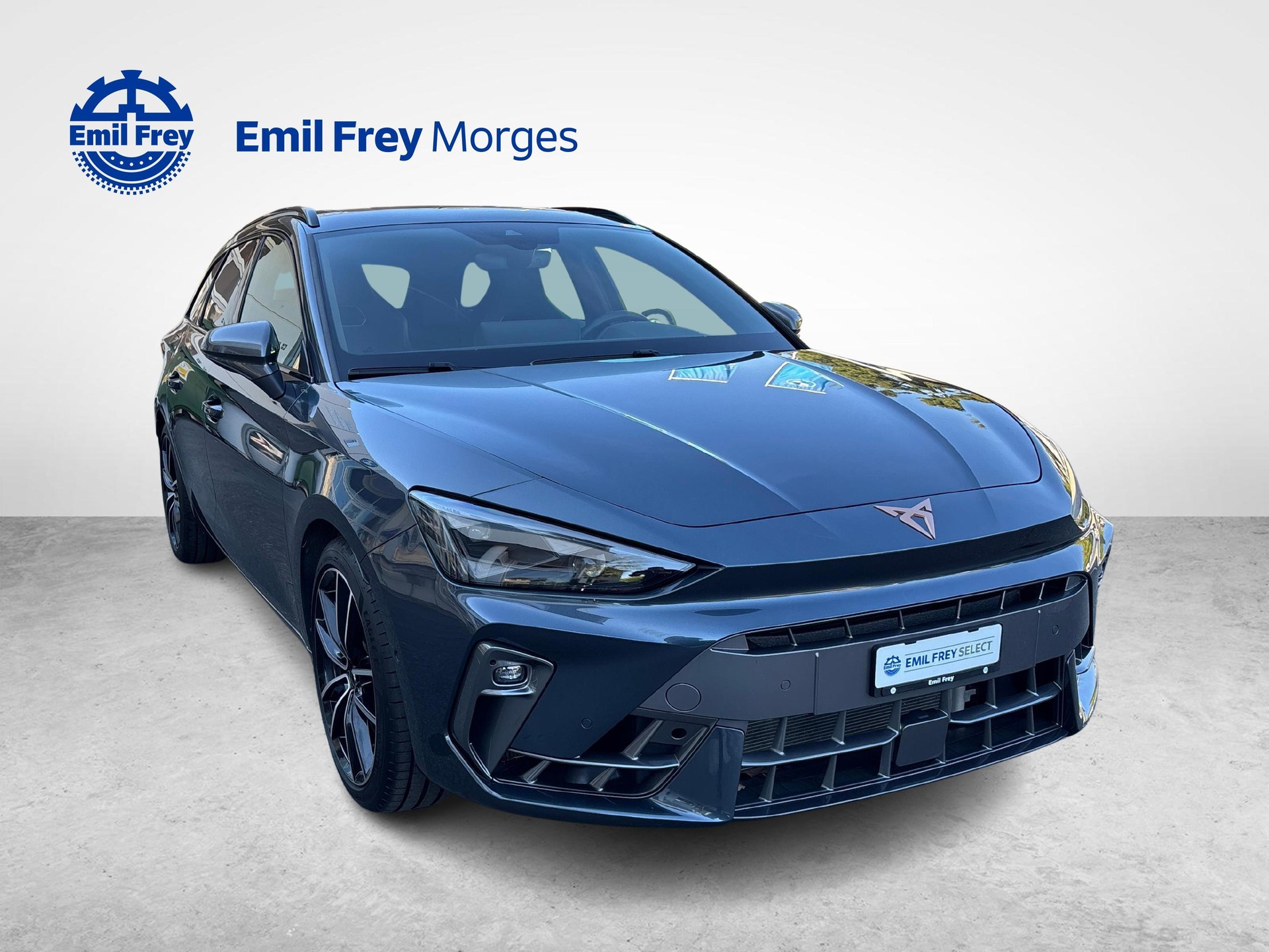 CUPRA Leon ST 2.0 TSI 333 VZ 4Drive DSG-image-0