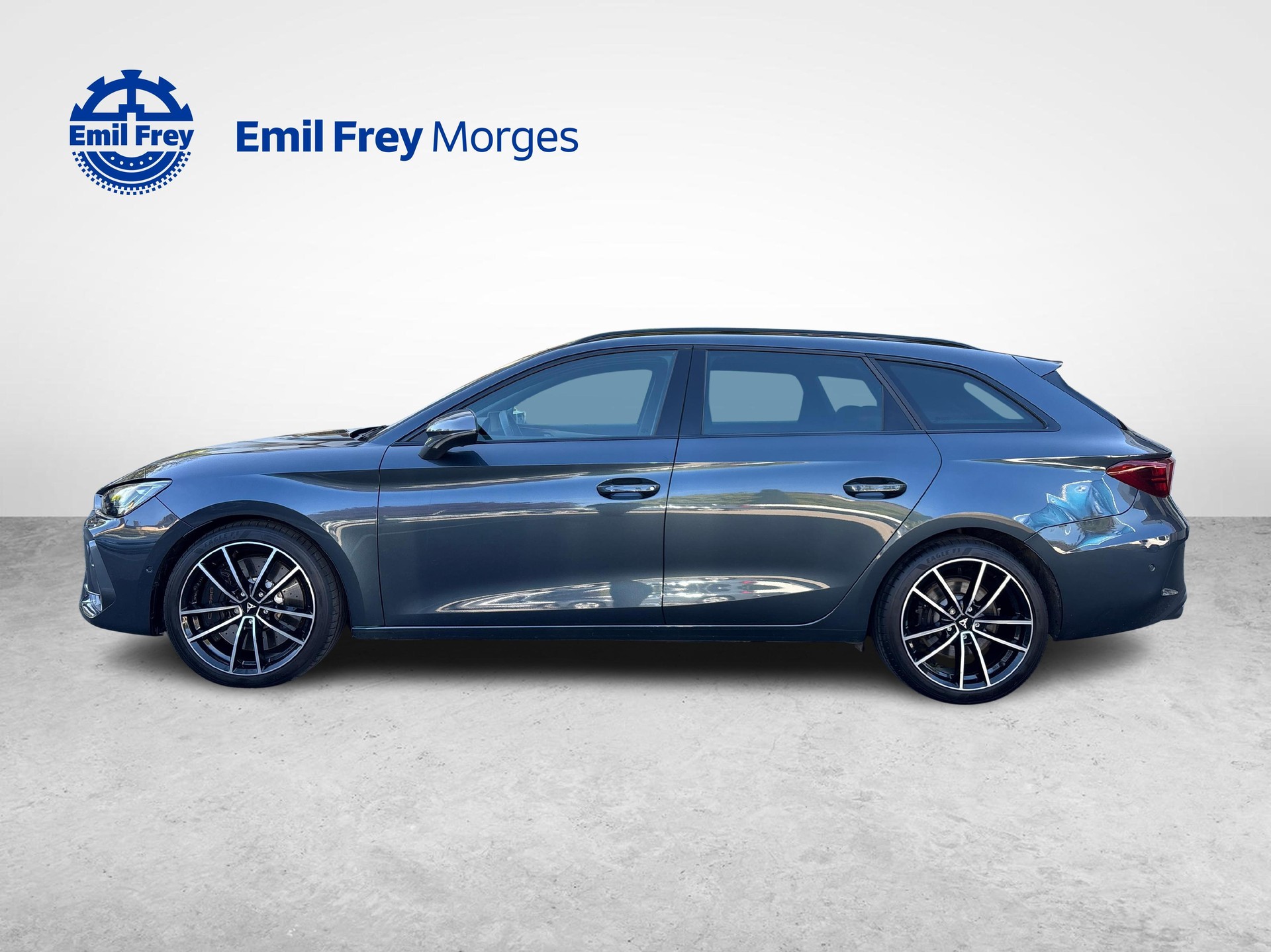 CUPRA Leon ST 2.0 TSI 333 VZ 4Drive DSG-image-1