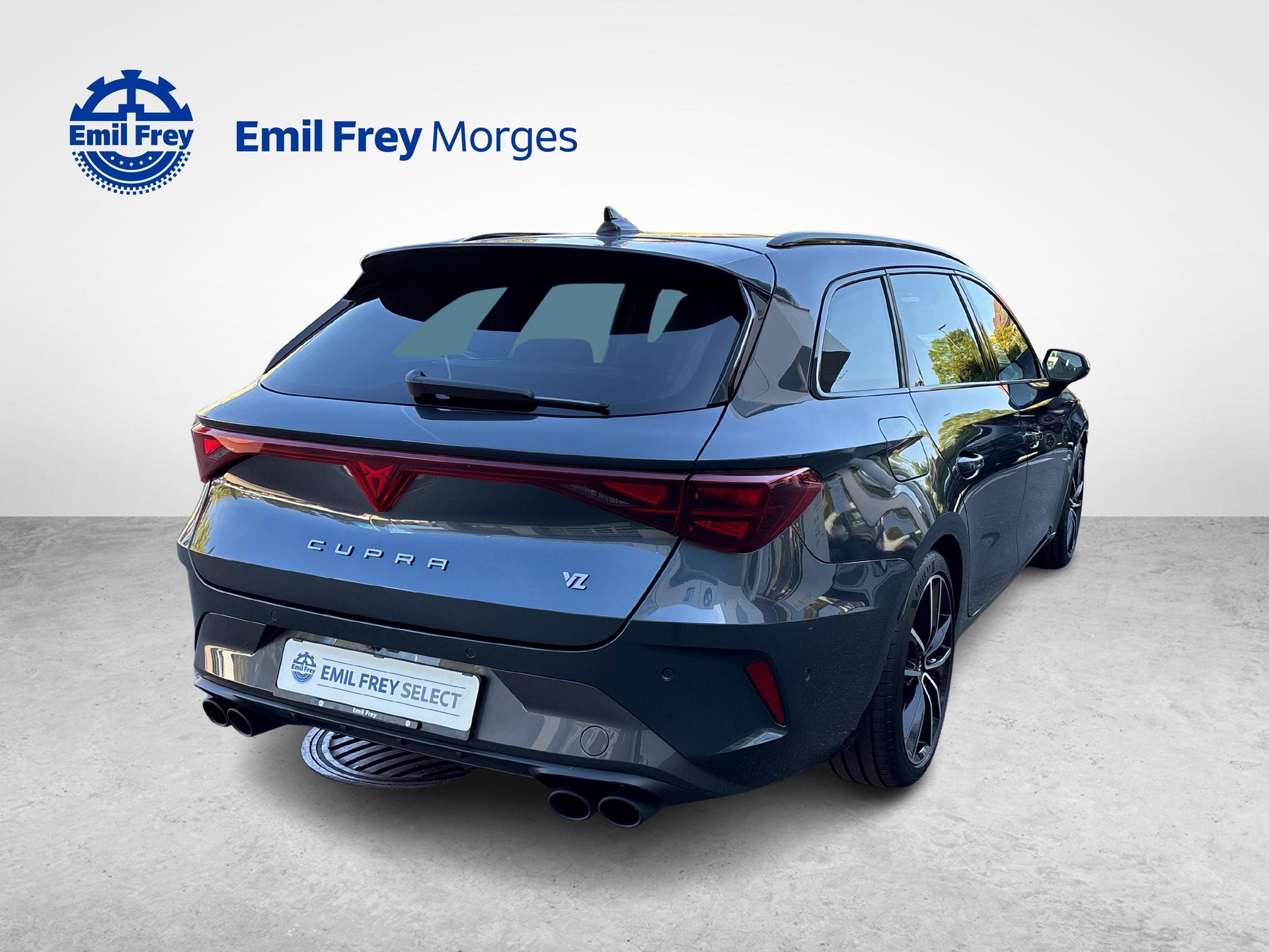 CUPRA Leon ST 2.0 TSI 333 VZ 4Drive DSG-image-2