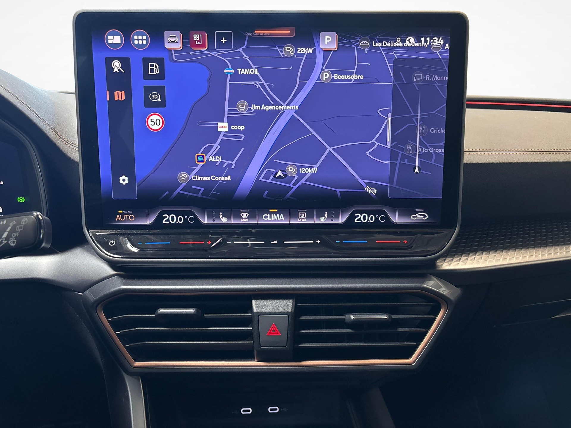 CUPRA Leon ST 2.0 TSI 333 VZ 4Drive DSG-image-13