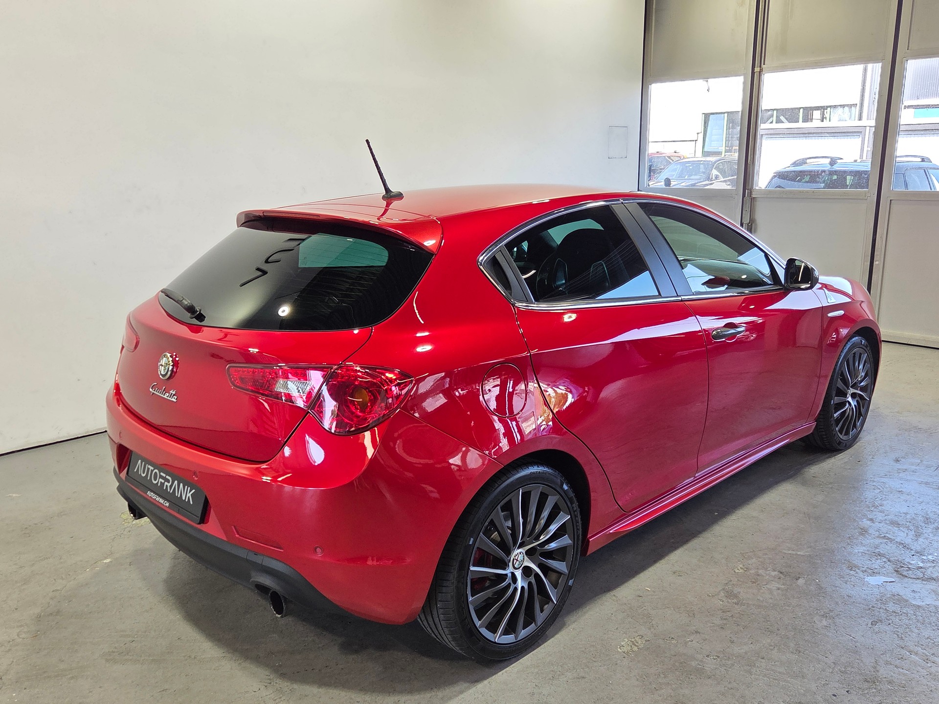 ALFA ROMEO Giulietta 1750 TBi Quadrifogl. Verde TCT-image-18
