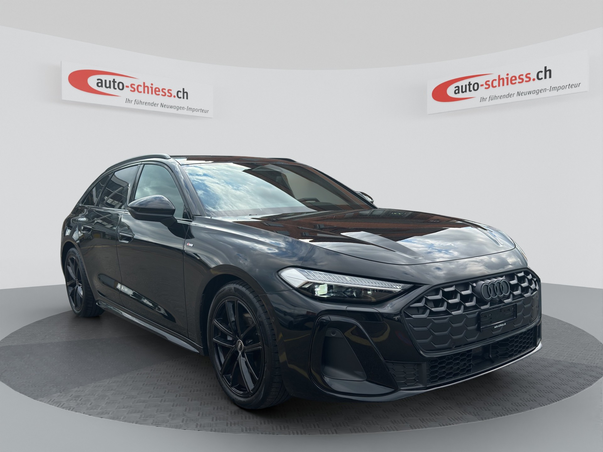 AUDI A5 Avant Black Line S Line TFSI-image-0