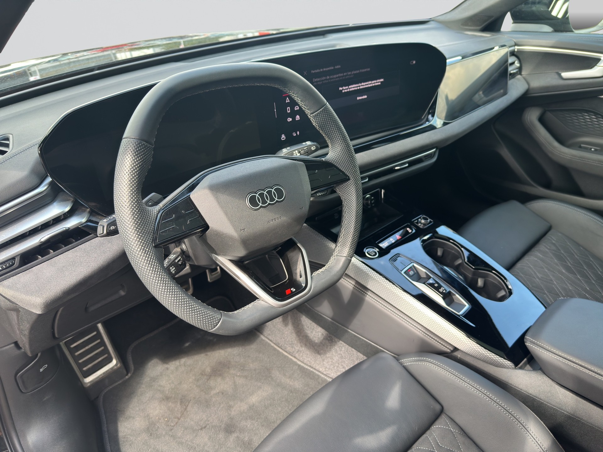 AUDI A5 Avant Black Line S Line TFSI-image-6