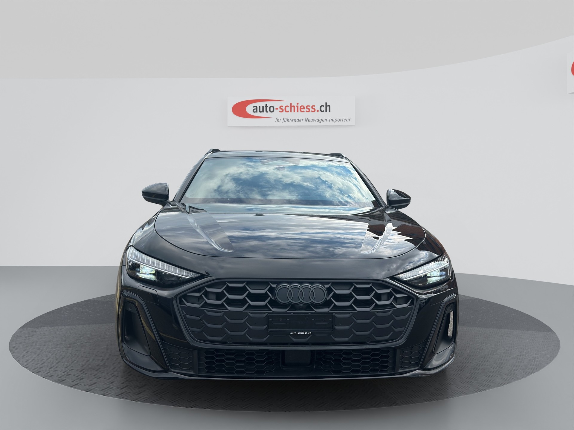 AUDI A5 Avant Black Line S Line TFSI-image-1