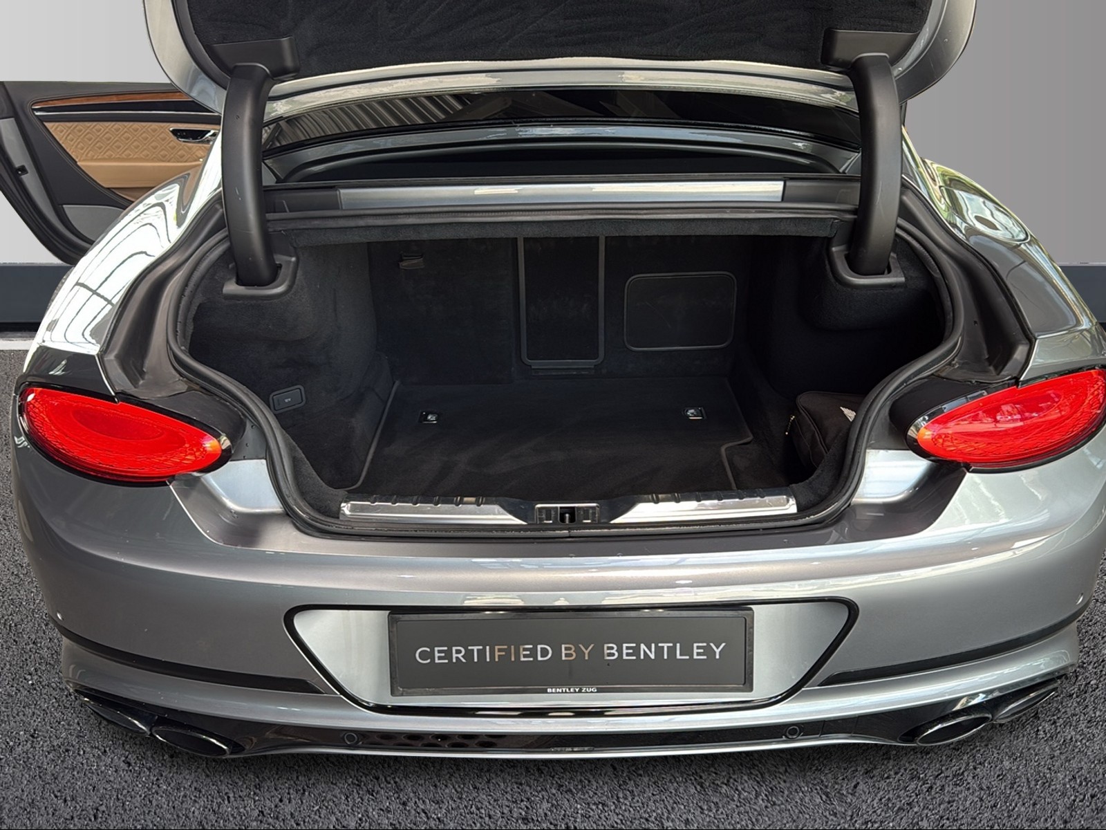 BENTLEY Continental GT 4.0 V8-image-9