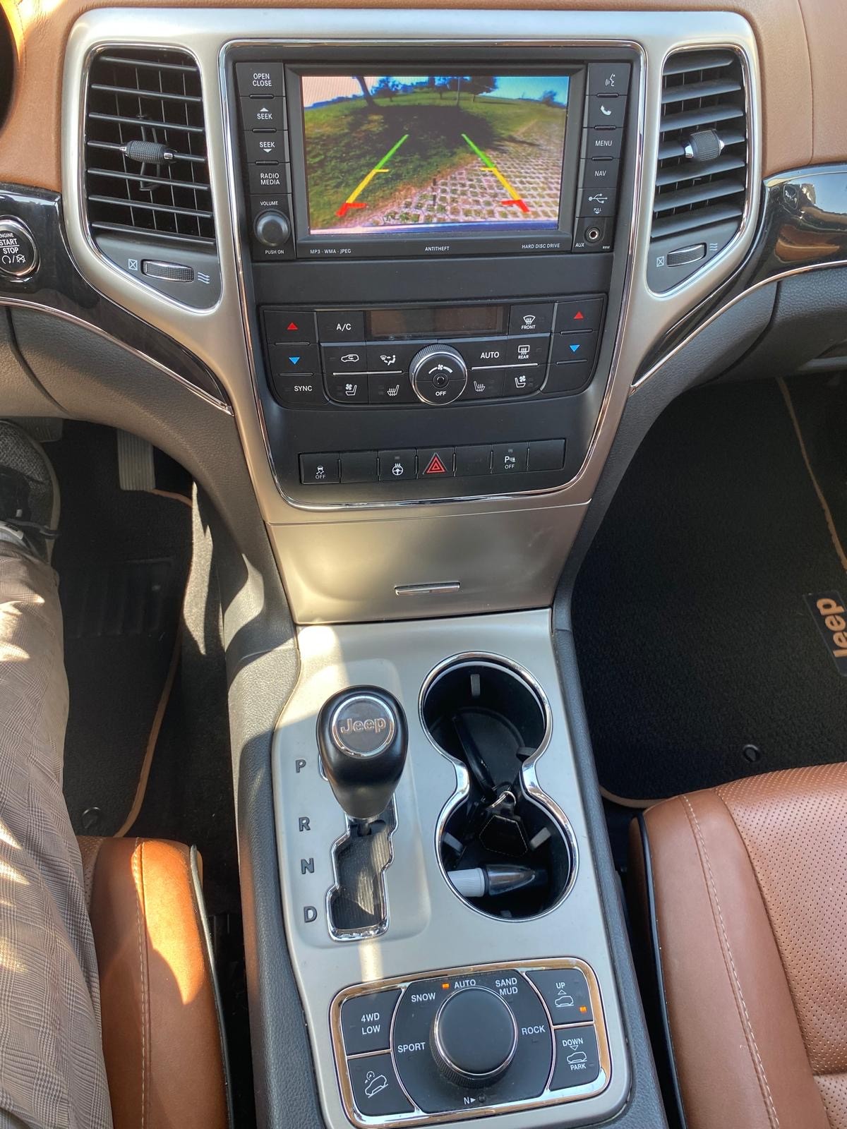 JEEP Grand Cherokee 3.0 CRD Limited Automatic-image-9
