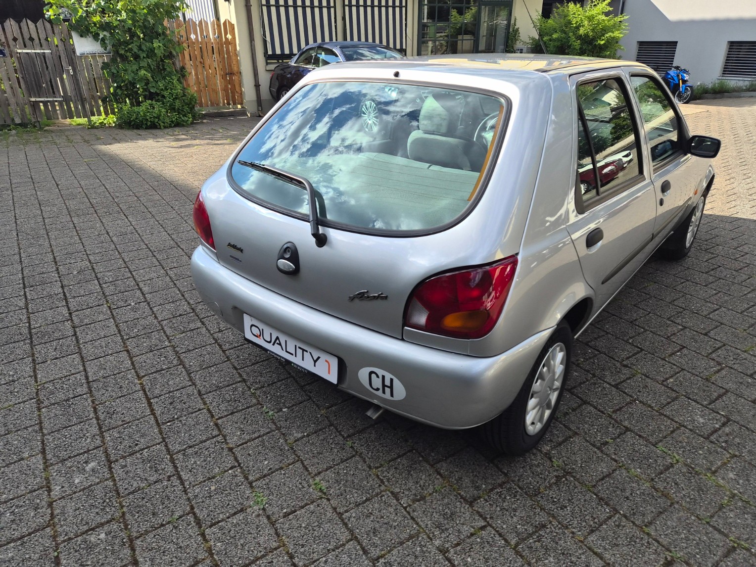 FORD Fiesta 1.3 Trend-image-4