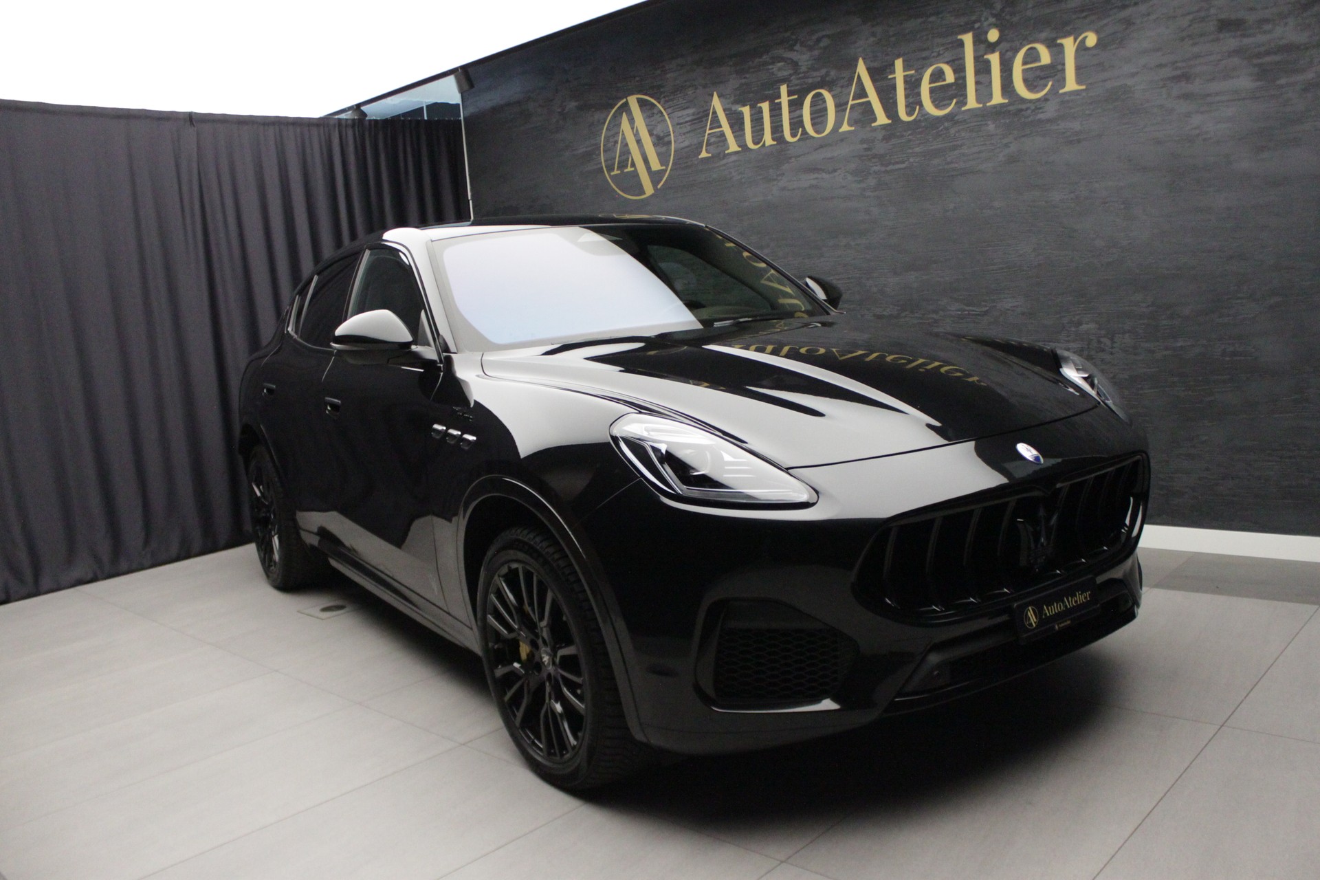 MASERATI Grecale 2.0 MHEV Modena Hybrid Automatica-image-1