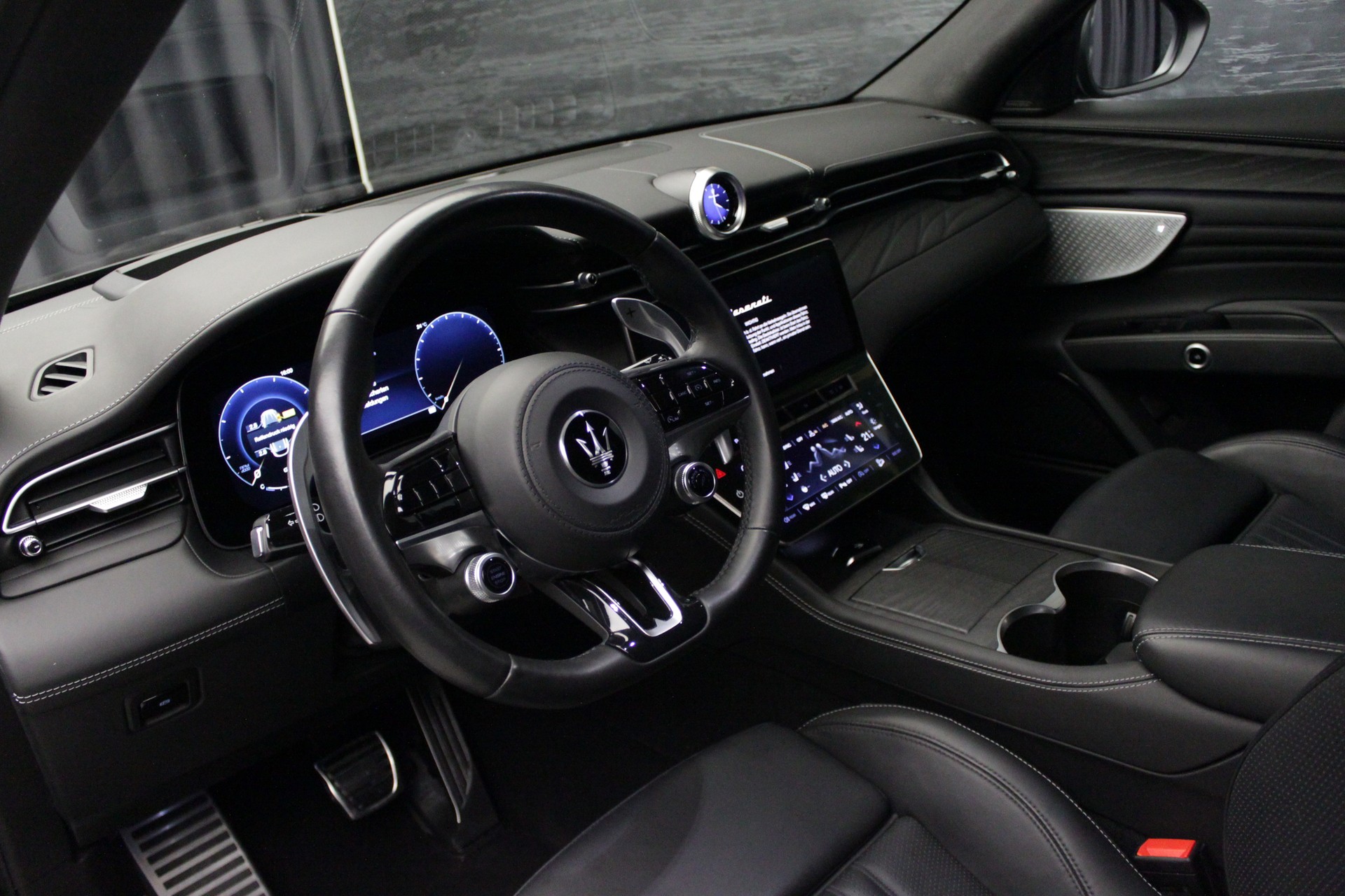 MASERATI Grecale 2.0 MHEV Modena Hybrid Automatica-image-21