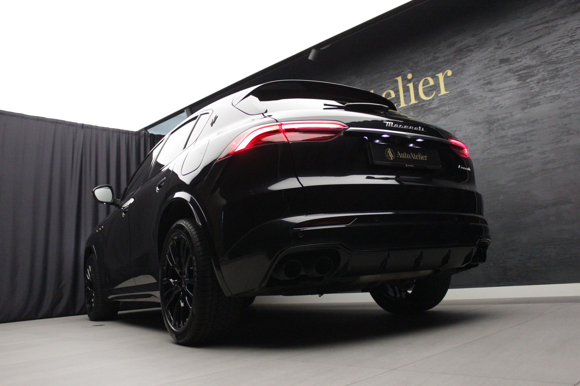 MASERATI Grecale 2.0 MHEV Modena Hybrid Automatica-image-12