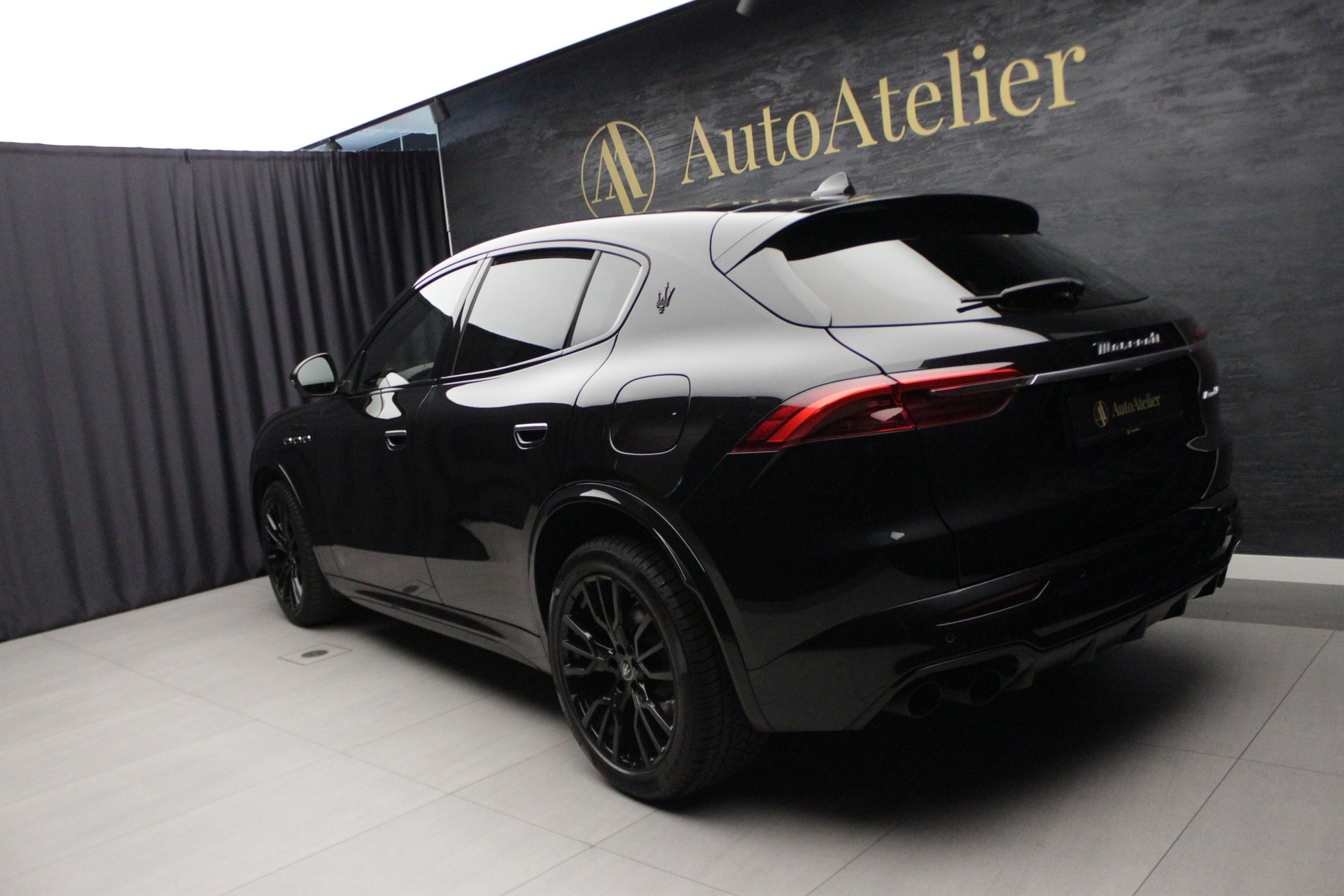 MASERATI Grecale 2.0 MHEV Modena Hybrid Automatica-image-11