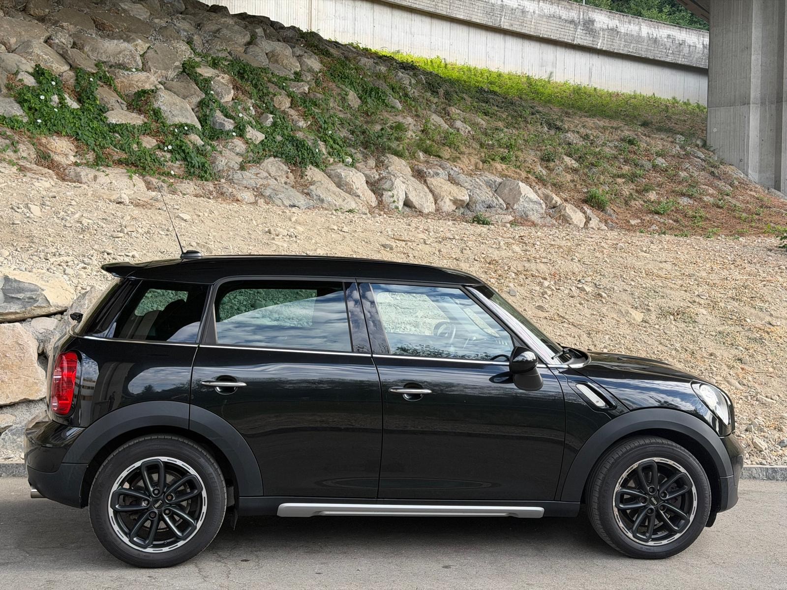 MINI Countryman Cooper ALL4-image-5