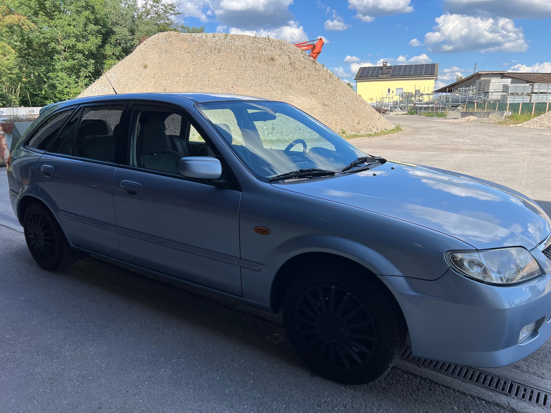 MAZDA 323 F 2.0i-16V GT-image-2
