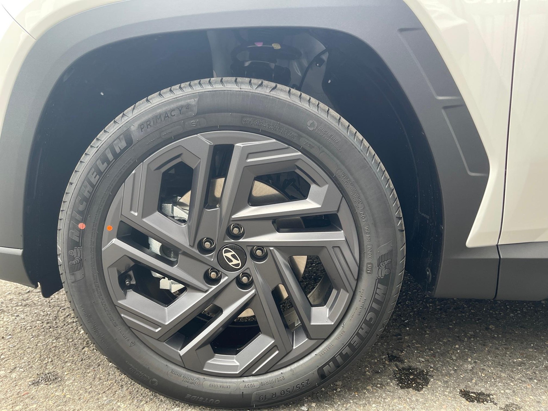 HYUNDAI Tucson 1.6 T-GDi HEV Origo Blackline 4WD-image-8