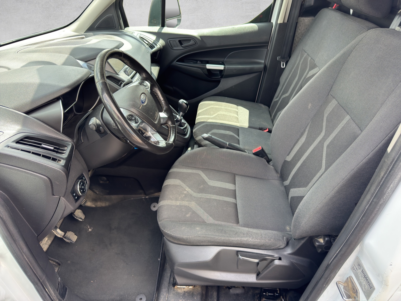 FORD Transit Connect Van T230 1.5 Eco Blue Trend-image-8