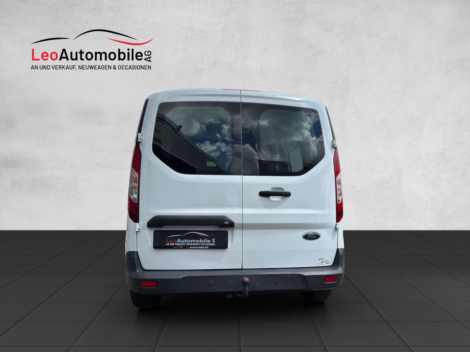 FORD Transit Connect Van T230 1.5 Eco Blue Trend-image-4