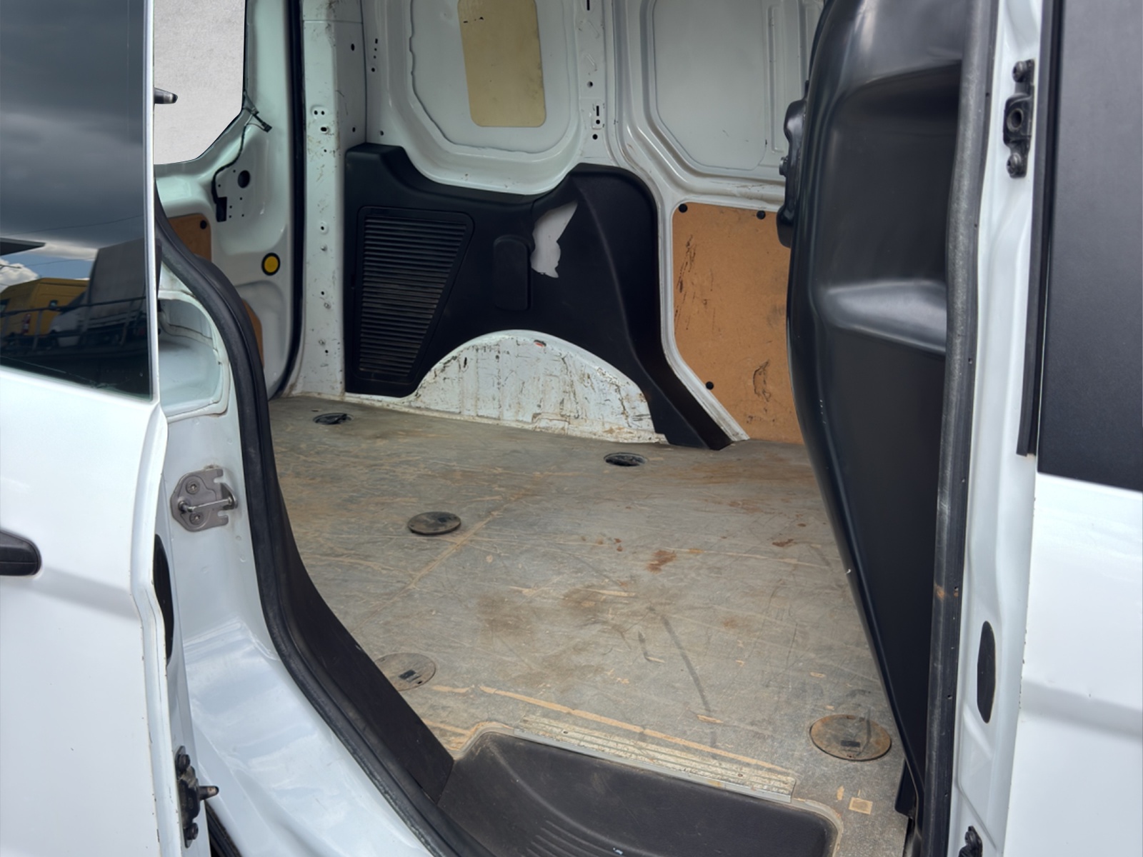 FORD Transit Connect Van T230 1.5 Eco Blue Trend-image-15