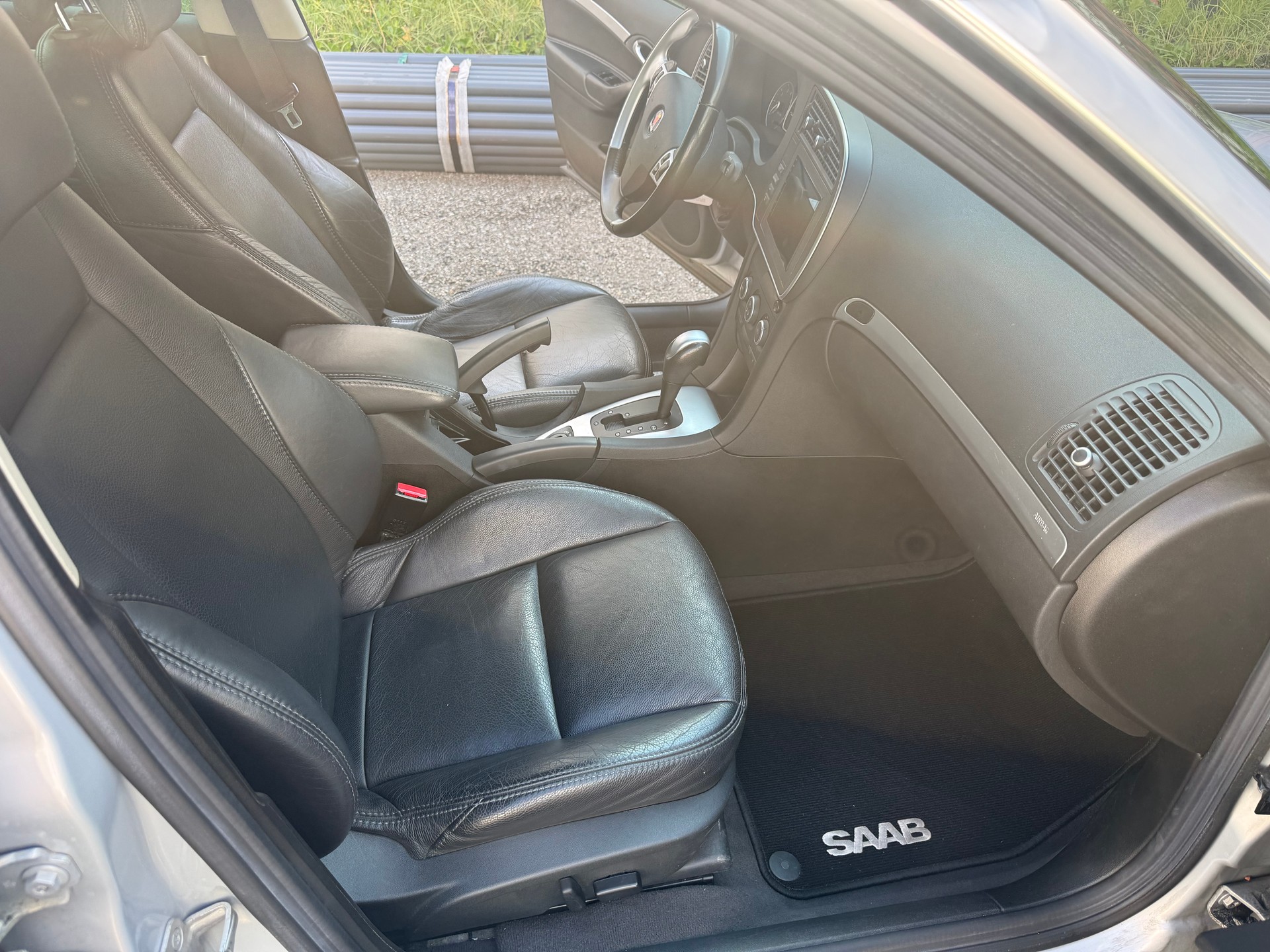 SAAB 9-3 2.8T V6 Aero XWD Automatic-image-7