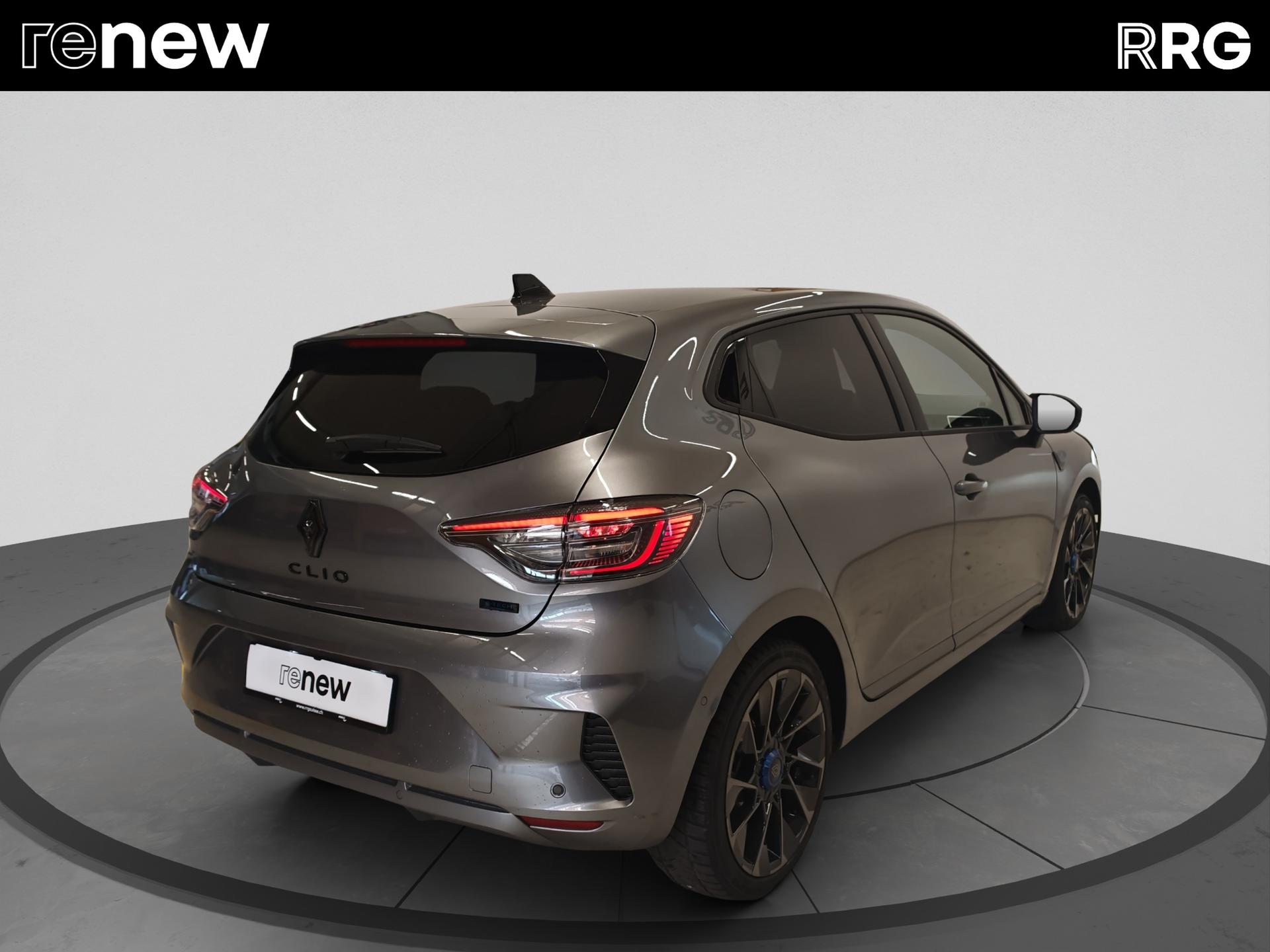 RENAULT Clio 1.6 E-Tech Esprit Alpine-image-2