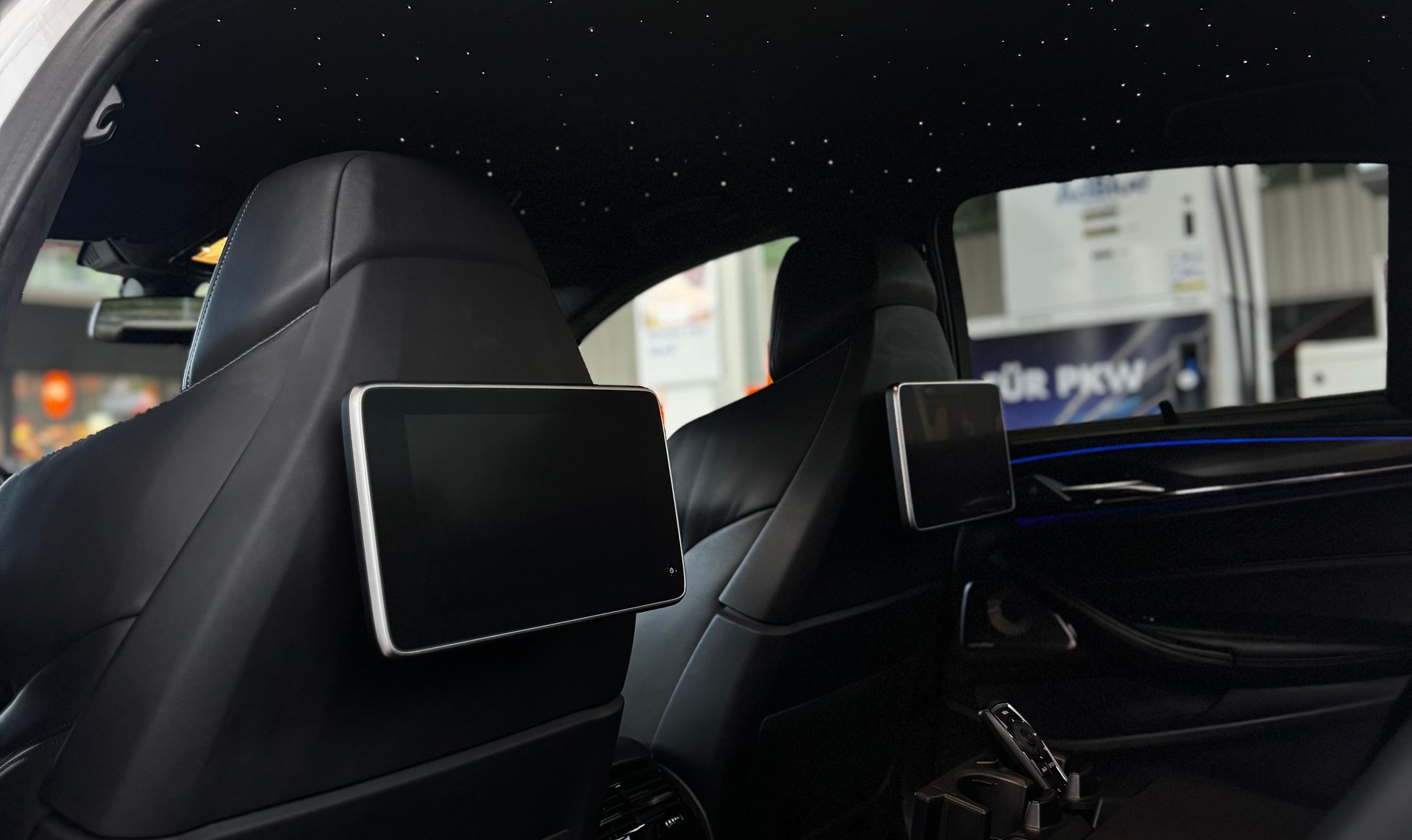 BMW M5 xDrive Drivelogic **Akrapovic Auspuffanlage**-image-3