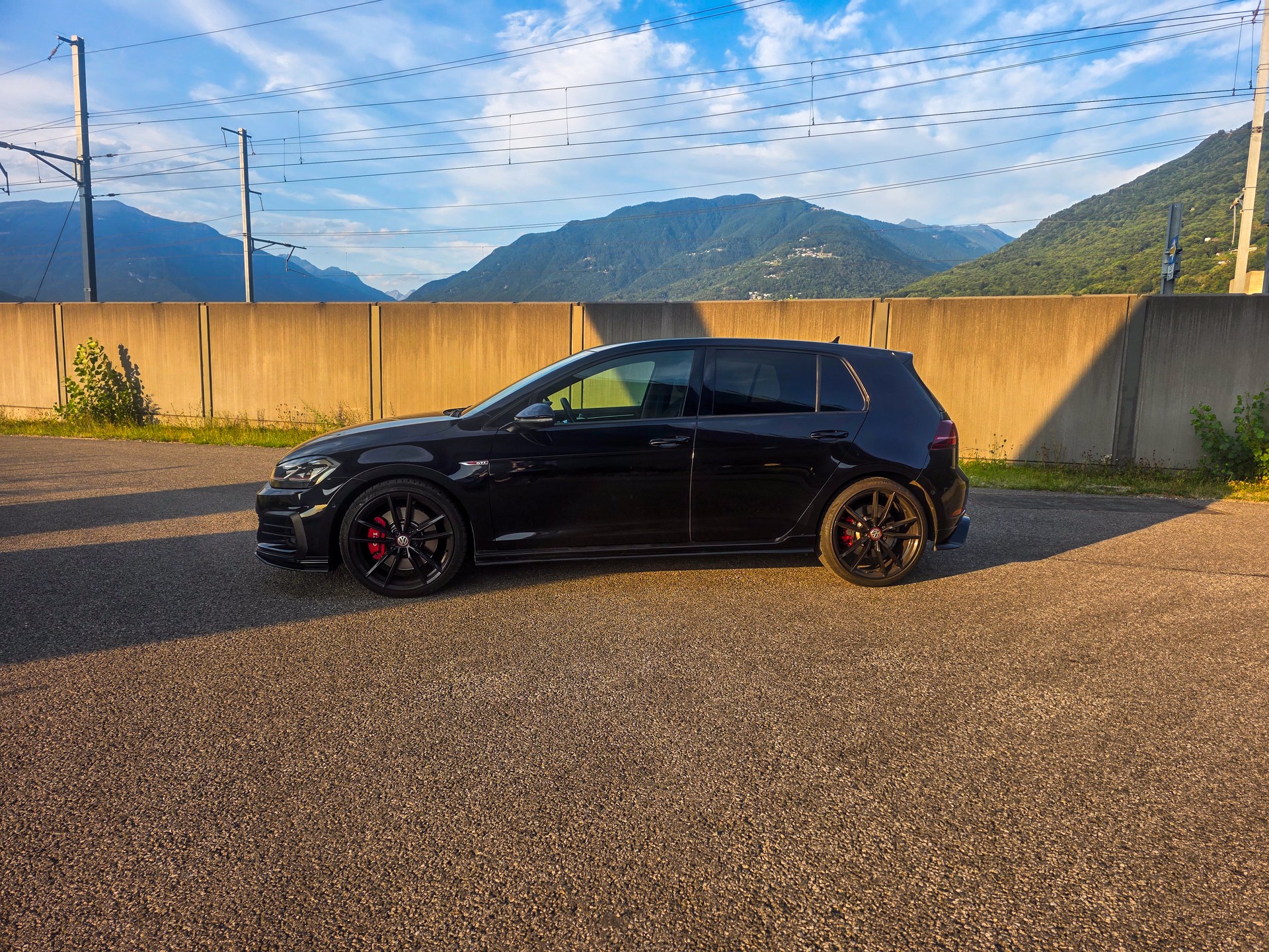 VW 7.5 GTI PERFORMANCE-image-5