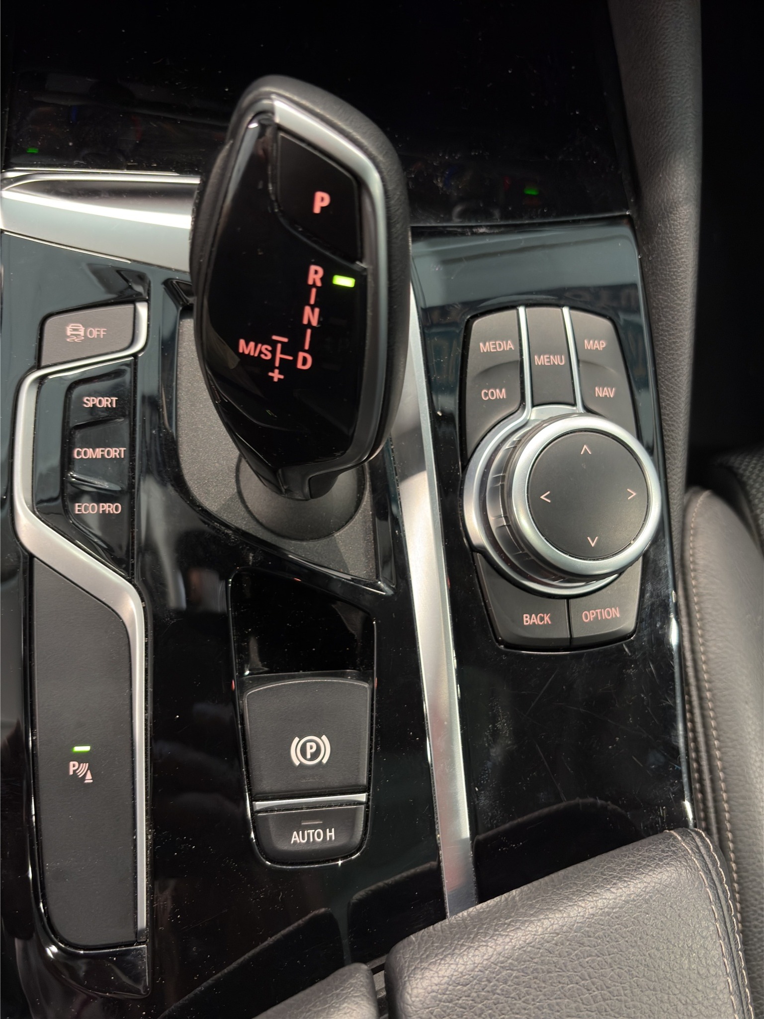 BMW 530d Touring Sport Line Steptronic-image-13