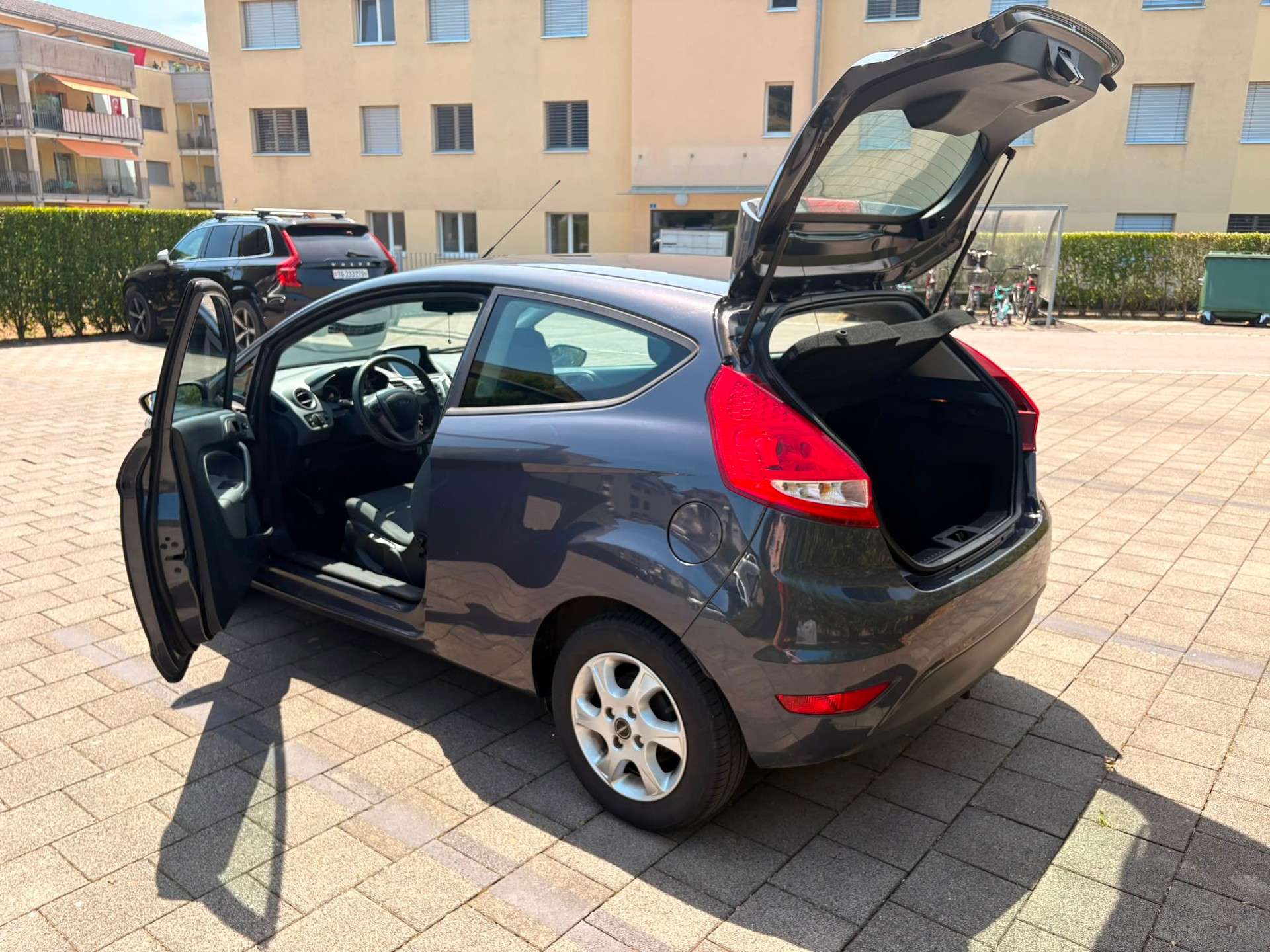 FORD FIESTA-image-2