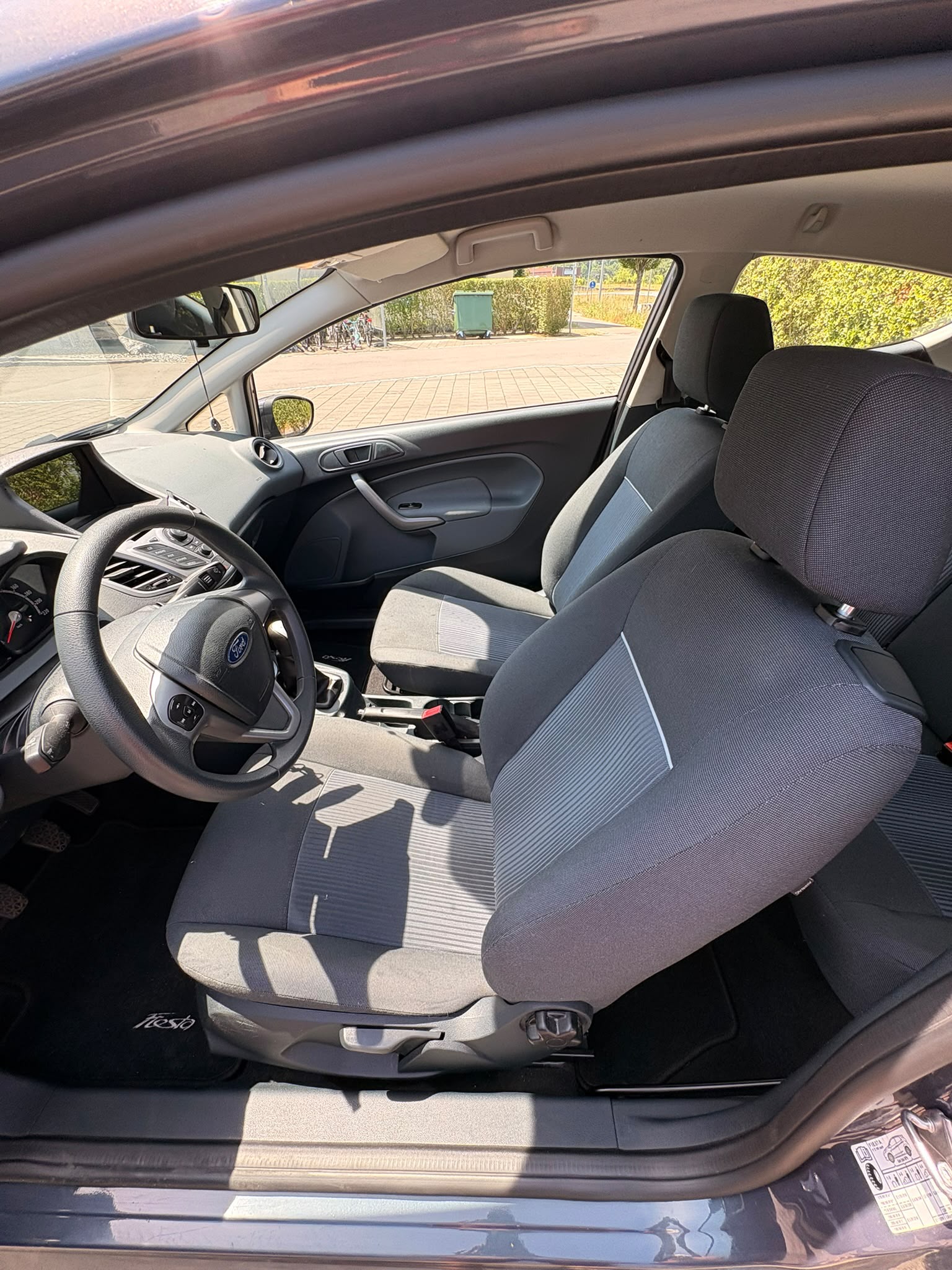 FORD FIESTA-image-3
