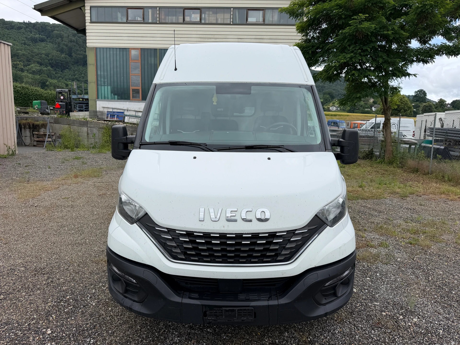 IVECO 33 S 16H A8 SVL | Automat | Lange Version | Klima-showroom-element-2