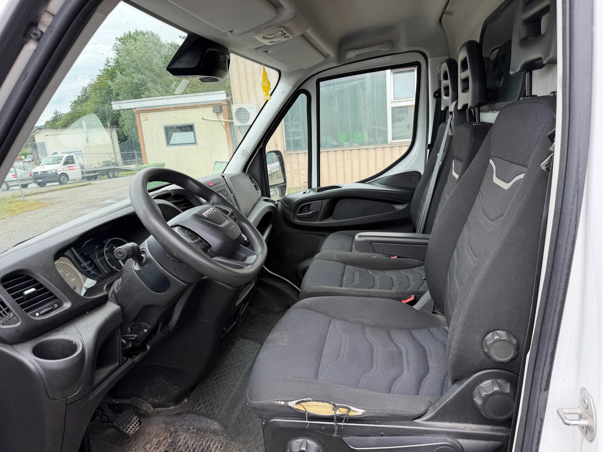 IVECO 33 S 16H A8 SVL | Automat | Lange Version | Klima-image-12