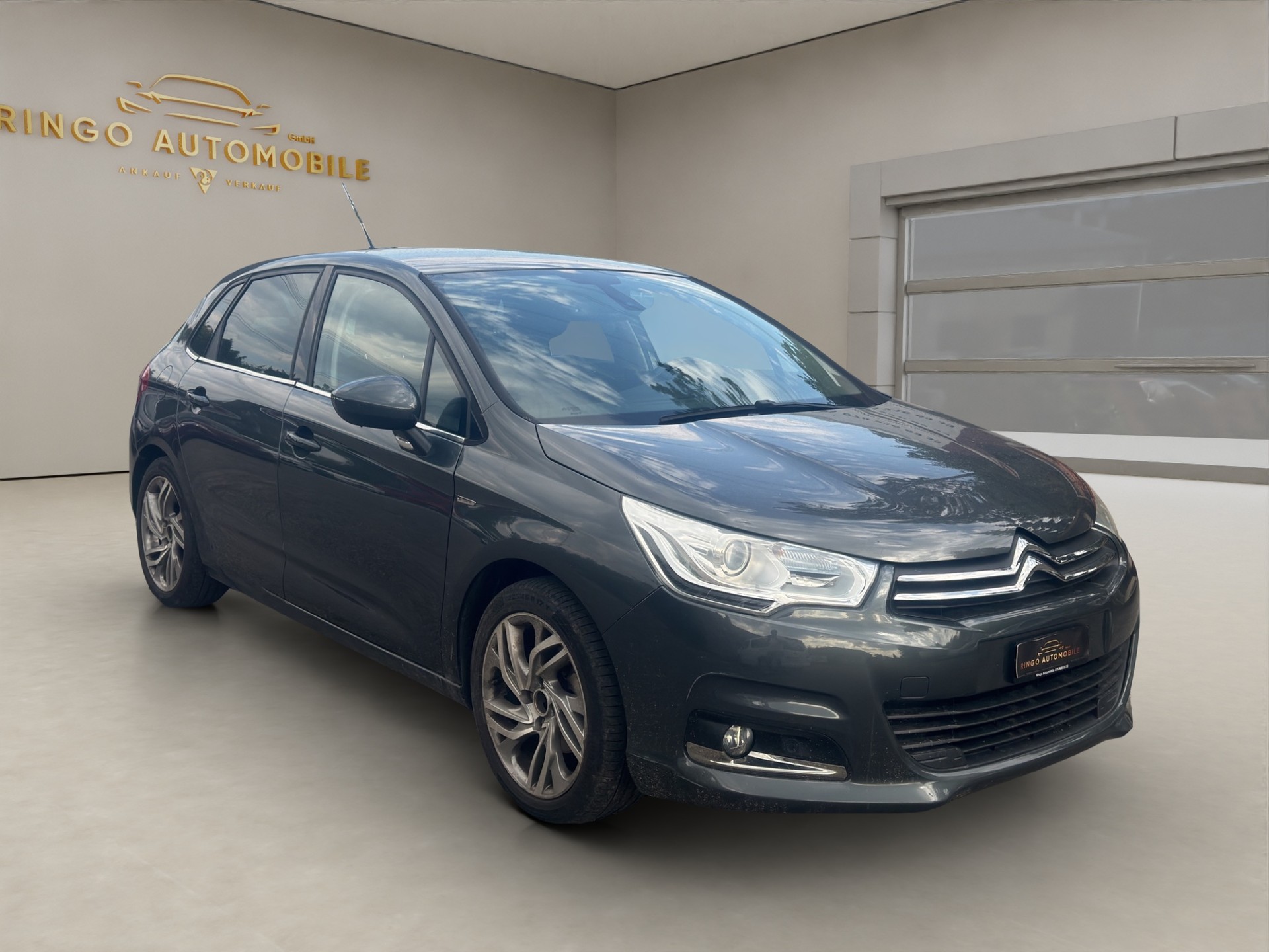 CITROEN C4 1.6 e-HDi Exclusive EGS6-image-0