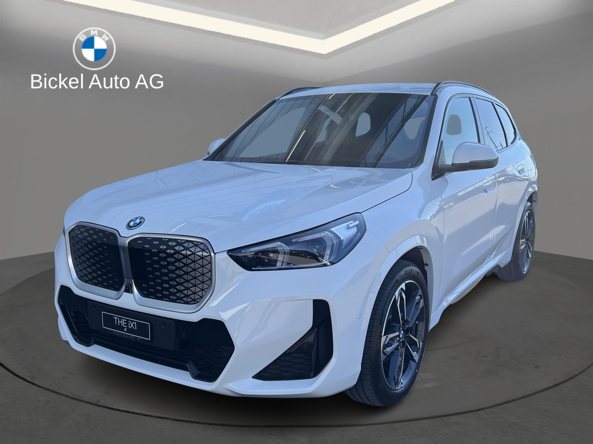BMW iX1 eDrive 20 M Sport-image-0