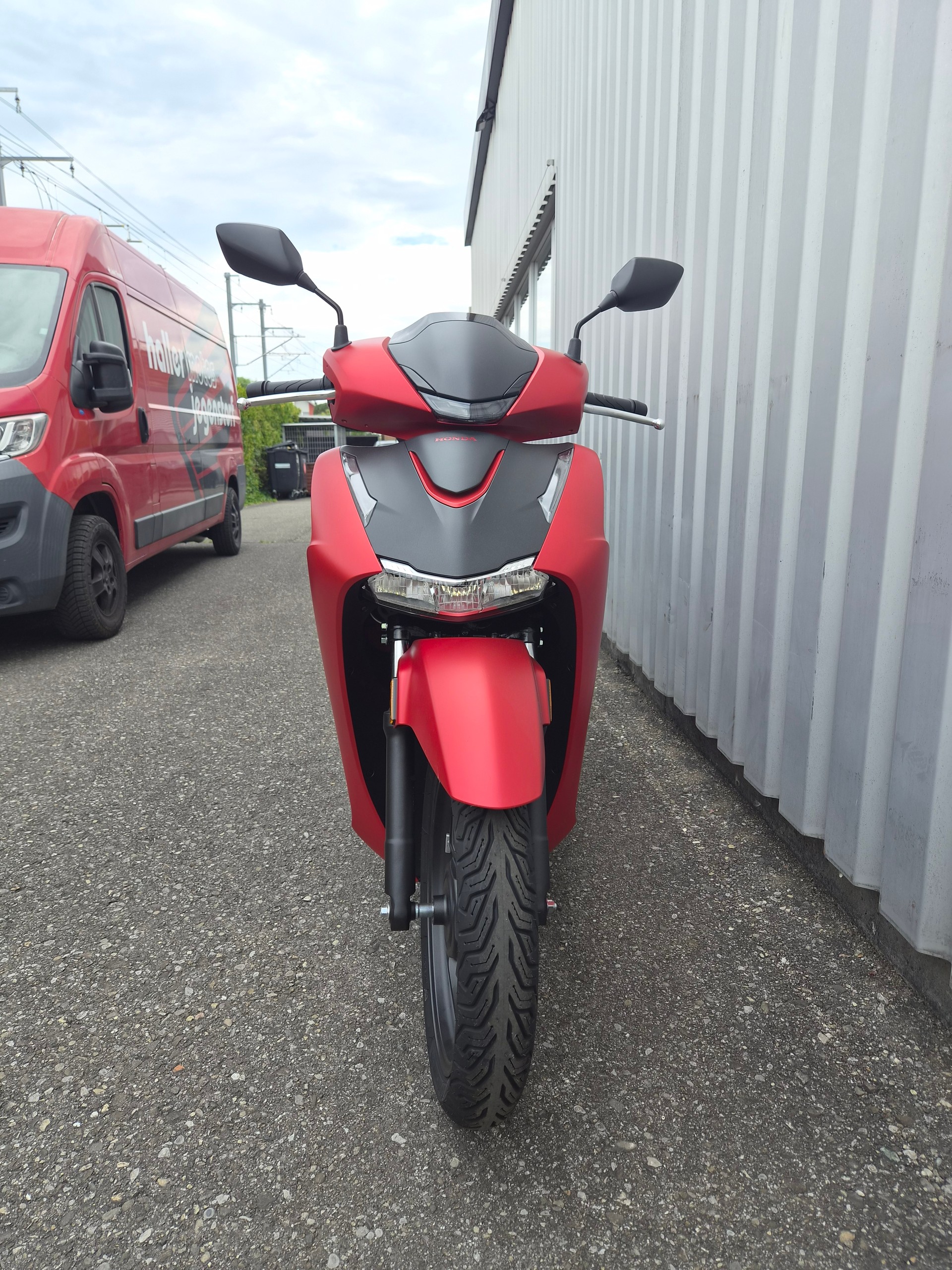 HONDA SH 150 INKL. TOP BOX-showroom-element-2