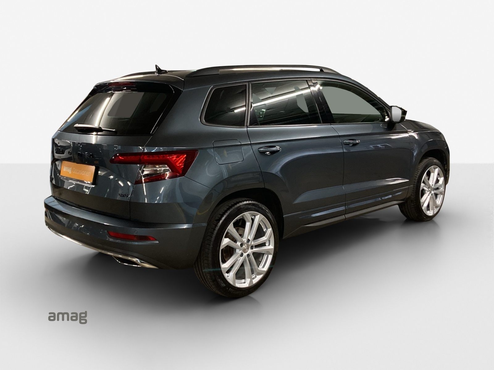 SKODA Karoq 2.0 TSI SportLine 4x4 DSG-image-4
