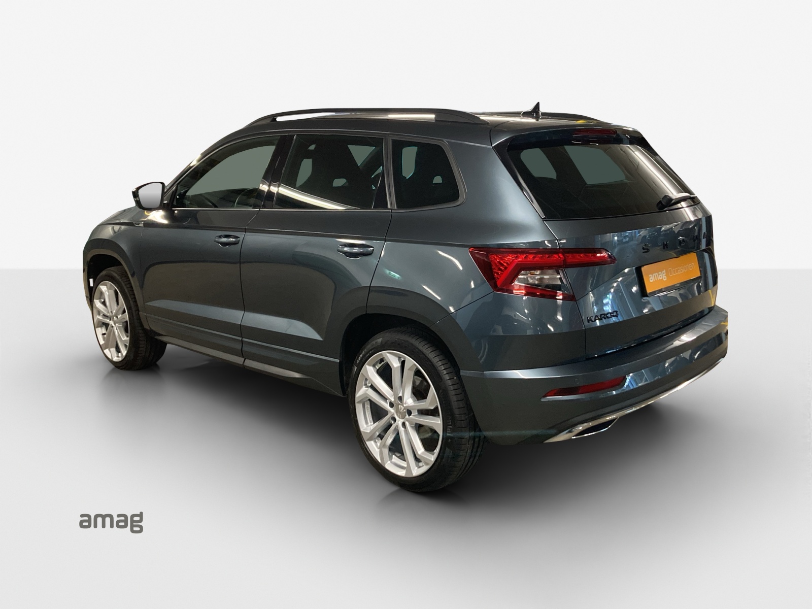SKODA Karoq 2.0 TSI SportLine 4x4 DSG-image-2