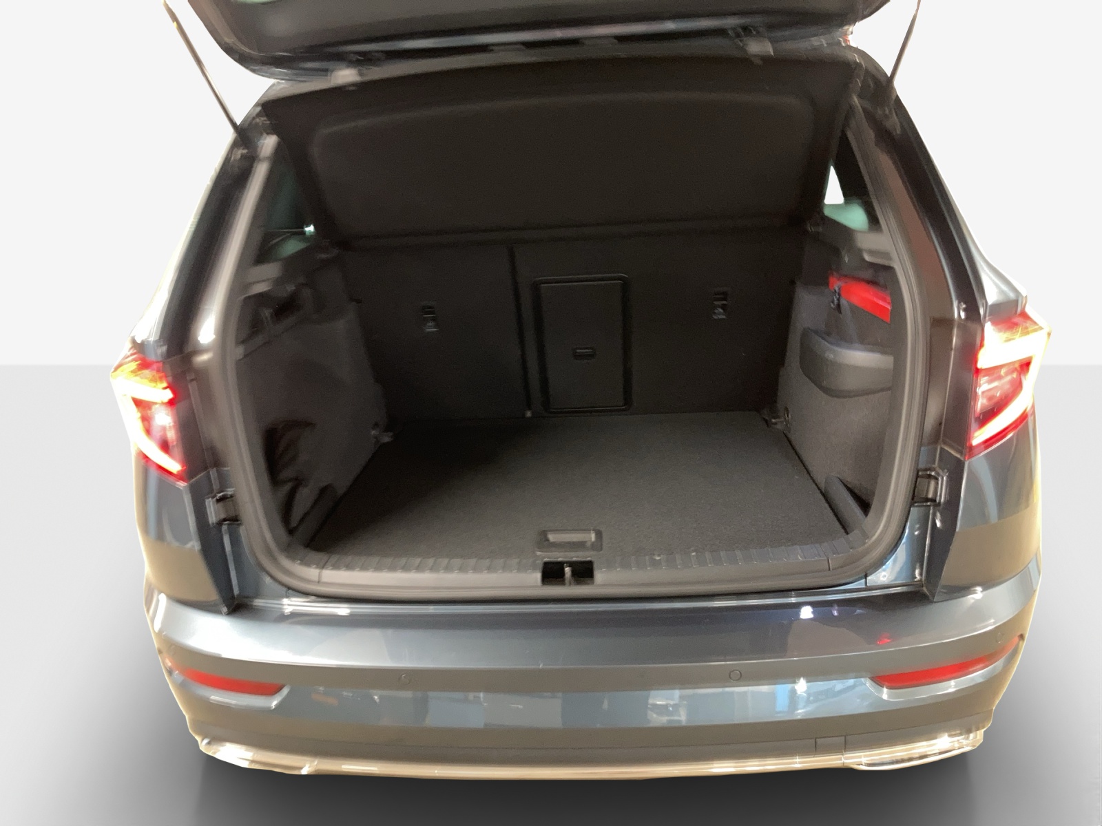 SKODA Karoq 2.0 TSI SportLine 4x4 DSG-image-12