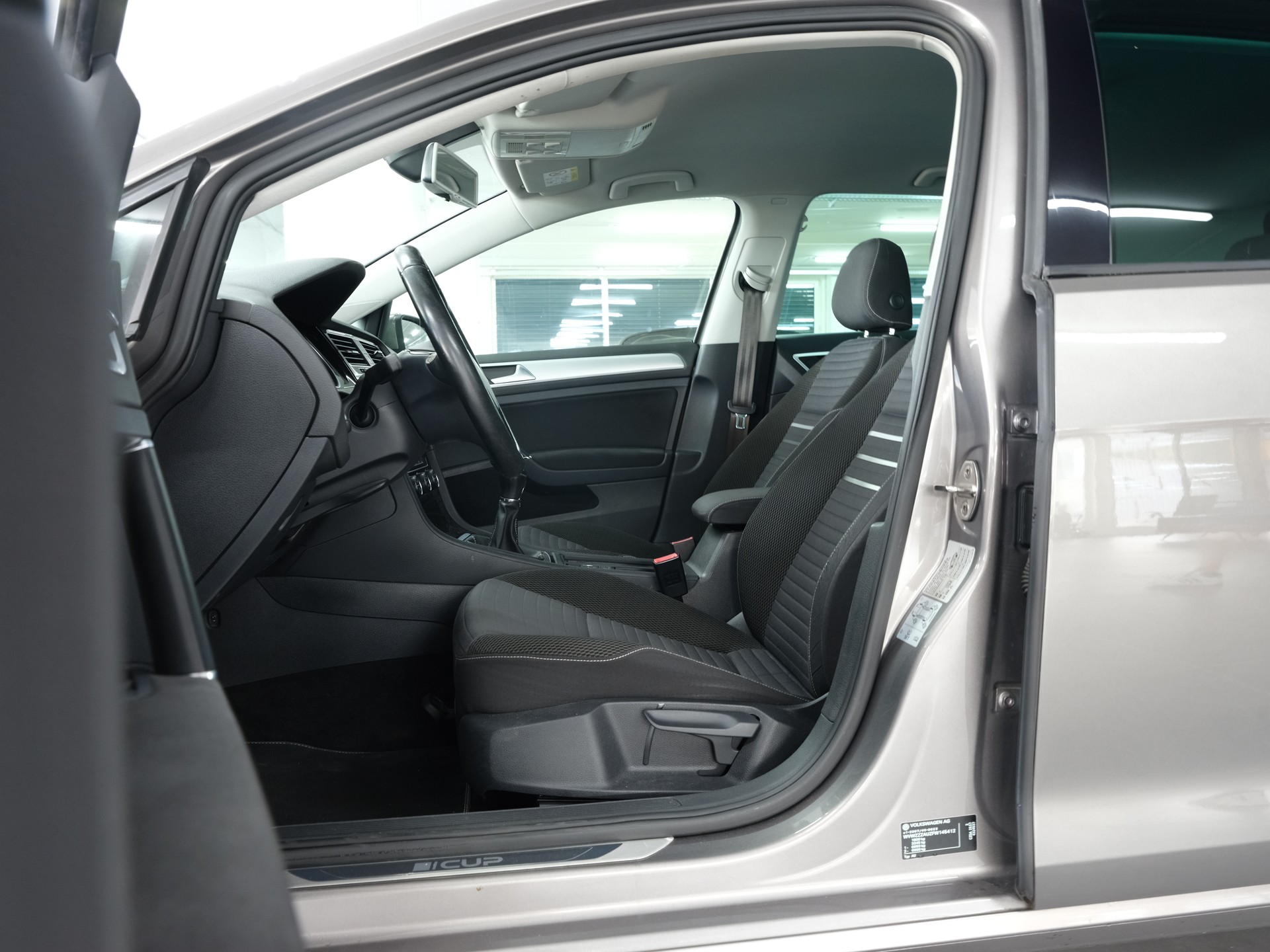 VW Golf 1.4 TSI Cup-image-18