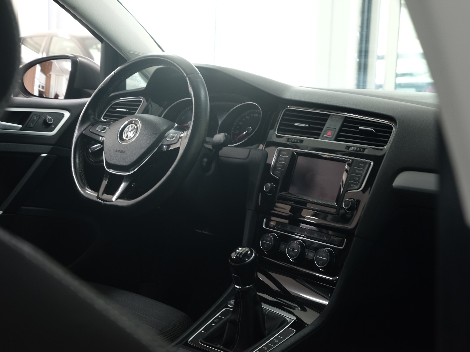 VW Golf 1.4 TSI Cup-image-22