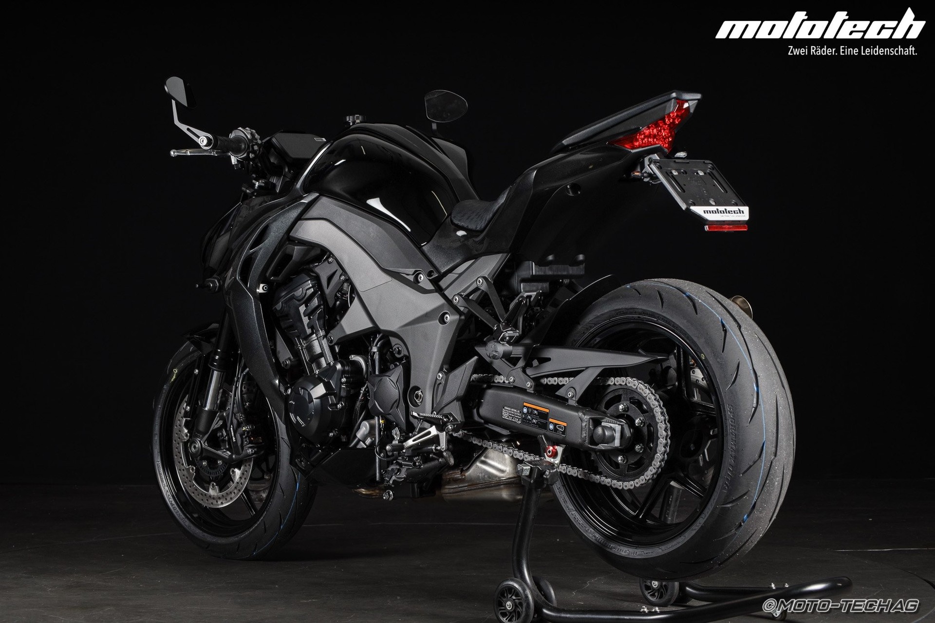 KAWASAKI Z1100 MY26 STAGE 1 SHARK-showroom-element-3