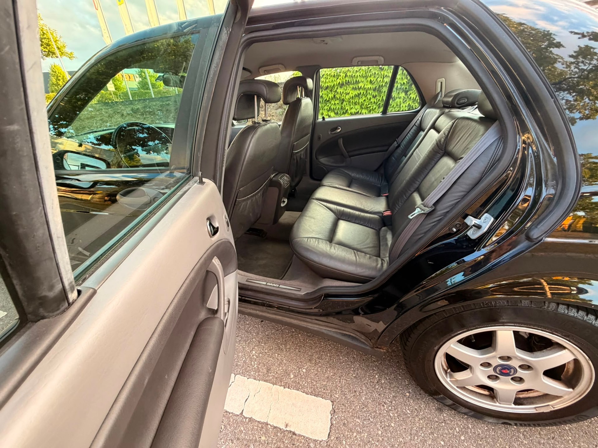 SAAB 9-5 2.3 LPT SE-image-10