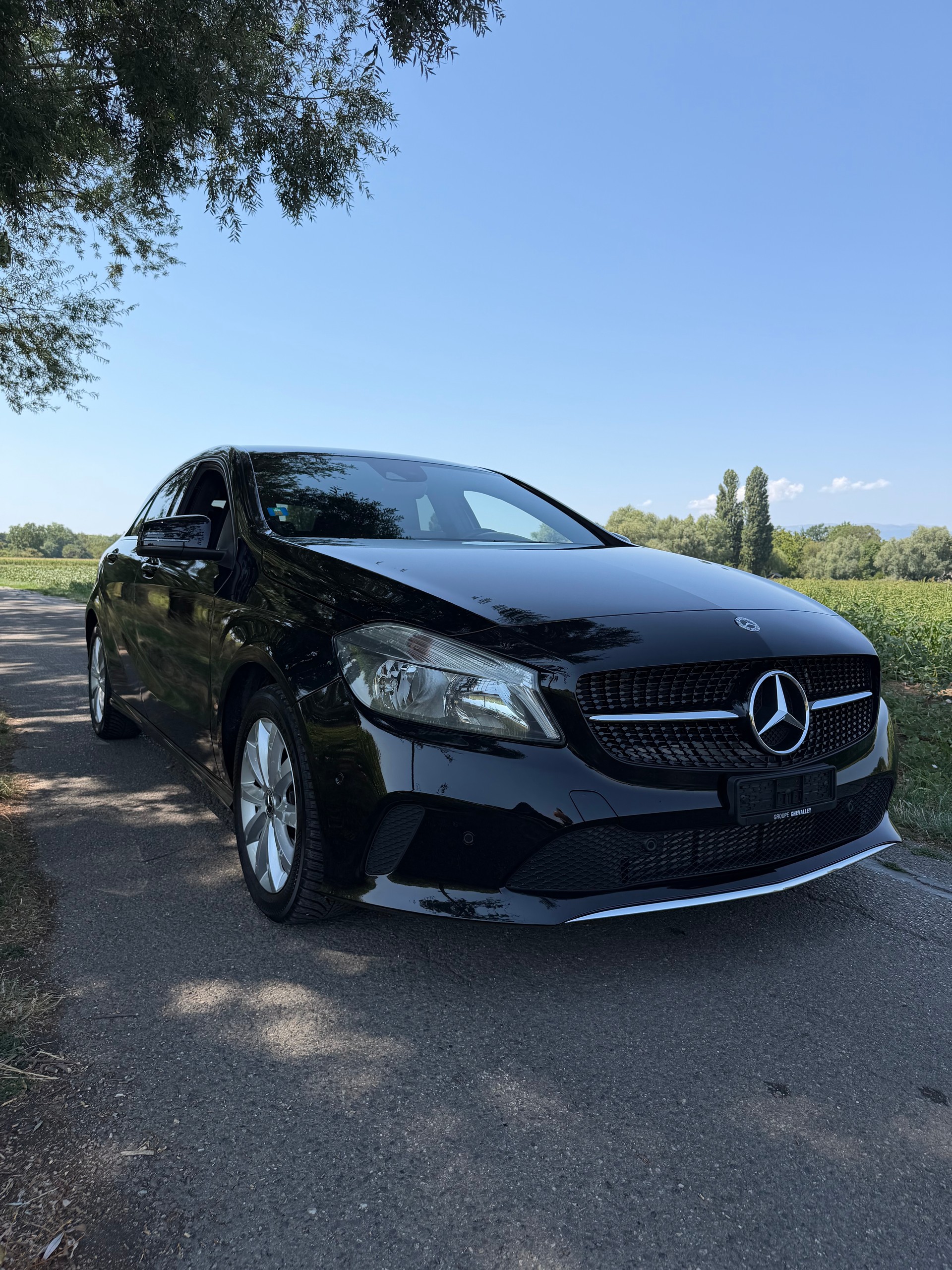 MERCEDES-BENZ A 180 7G-DCT-image-0